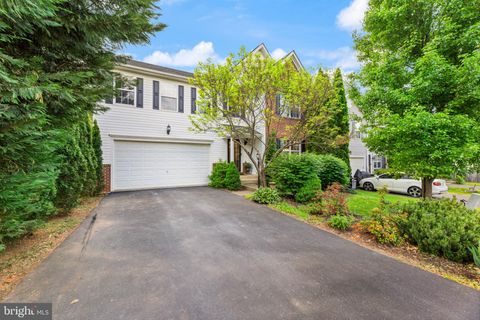 Photo of 1919 Martina Way, CULPEPER, VA 22701 (MLS # VACU2013414)