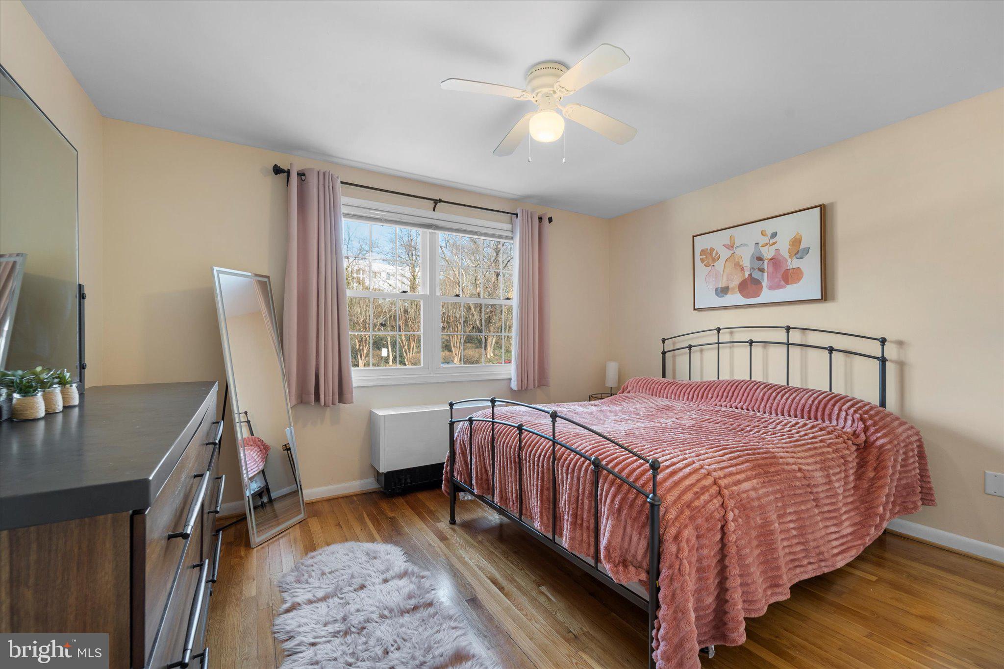 VERMONT GARDENS - Residential