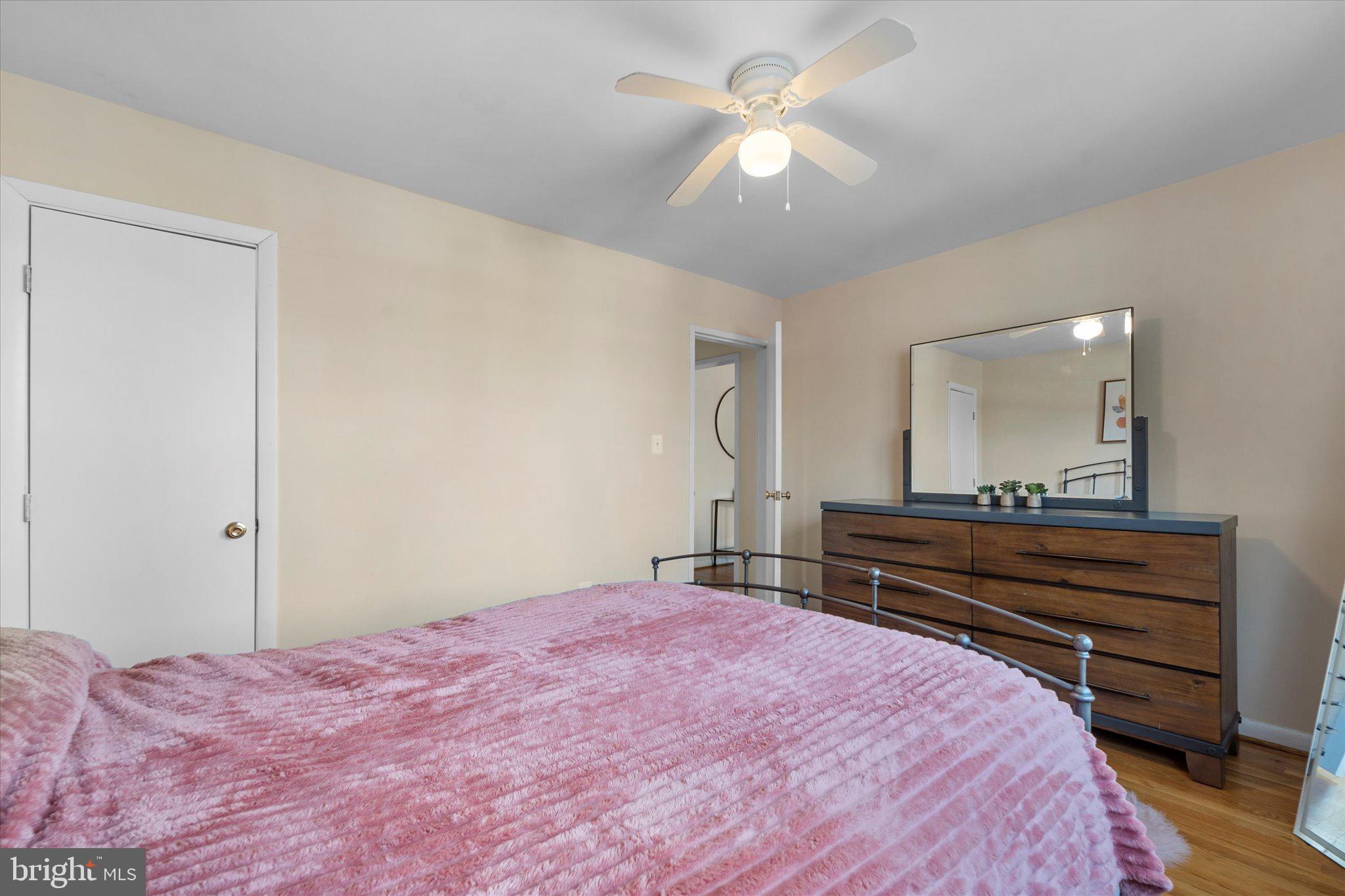 VERMONT GARDENS - Residential