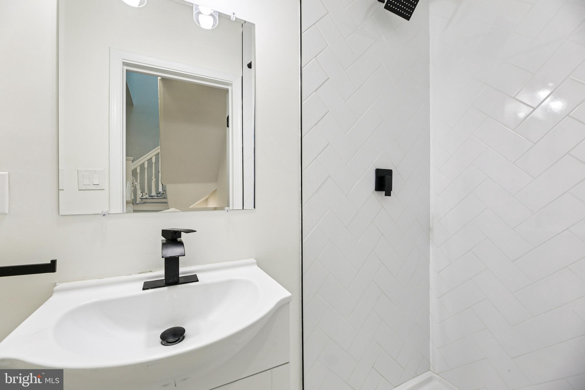 EAST BALTIMORE MIDWAY - Residential