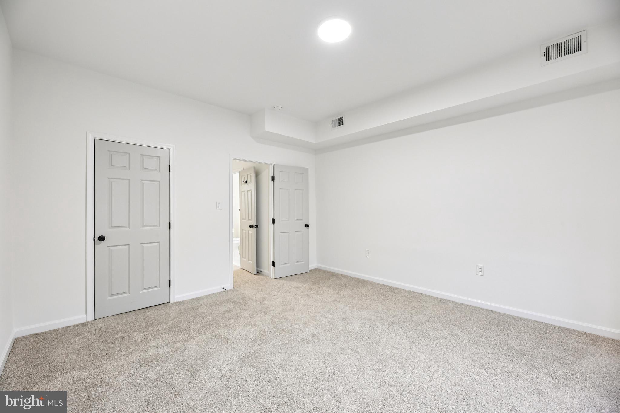 EAST BALTIMORE MIDWAY - Residential