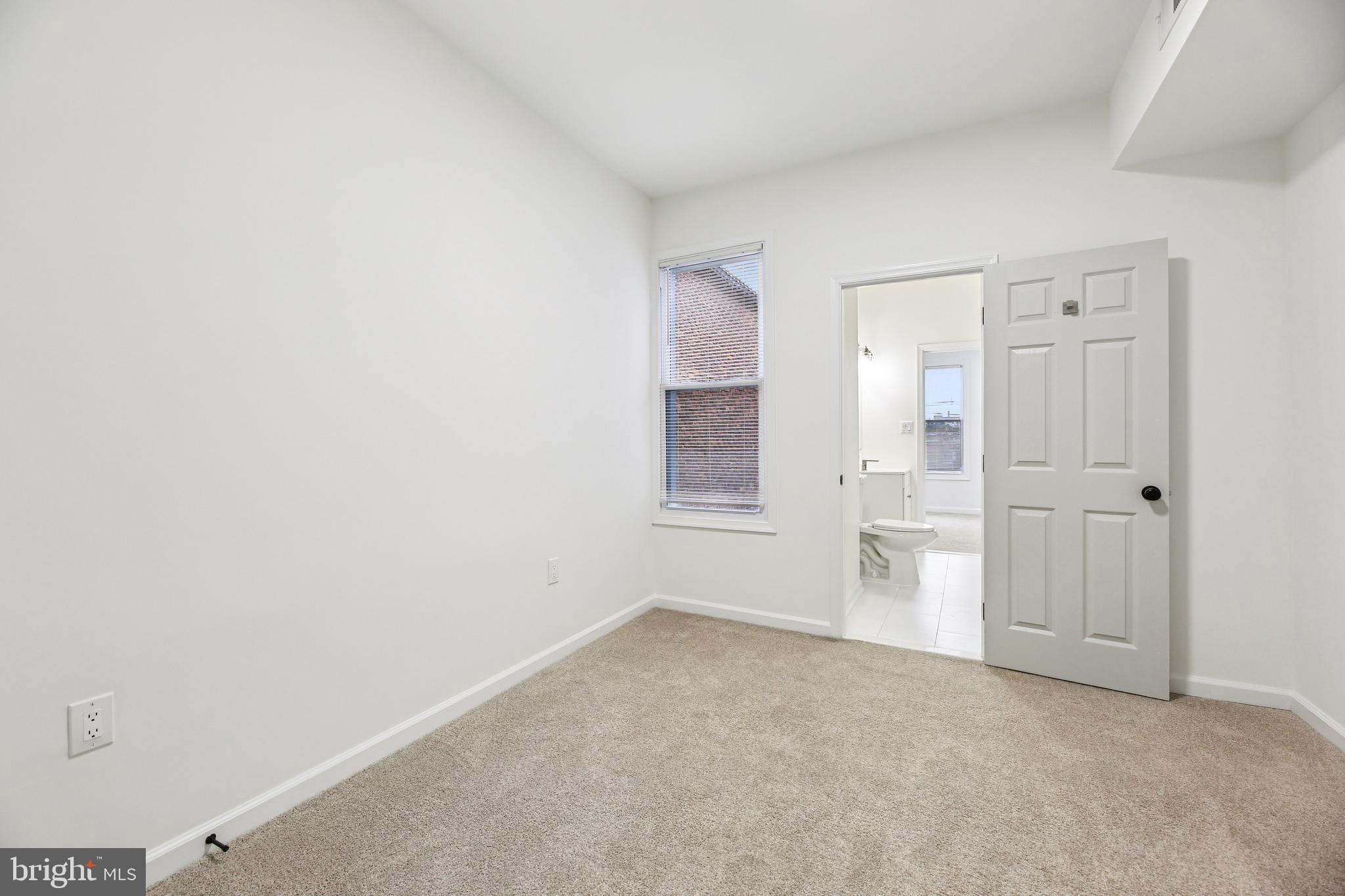 EAST BALTIMORE MIDWAY - Residential