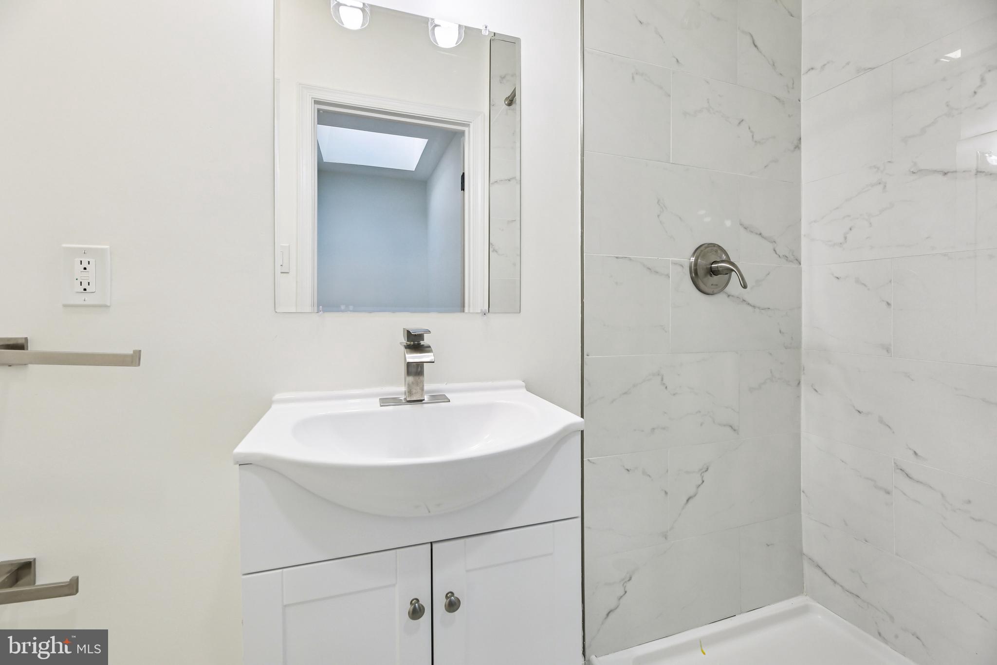 EAST BALTIMORE MIDWAY - Residential