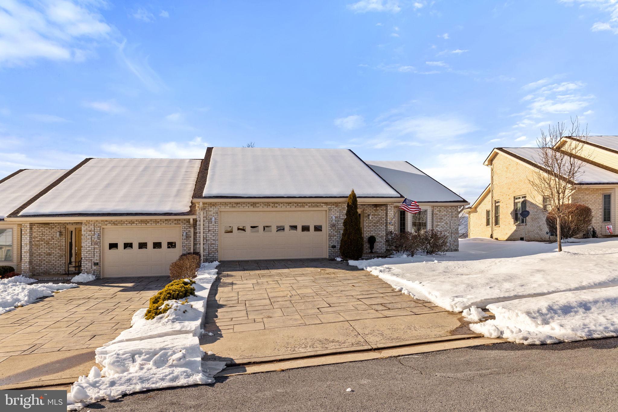 STONY POINTE - Residential