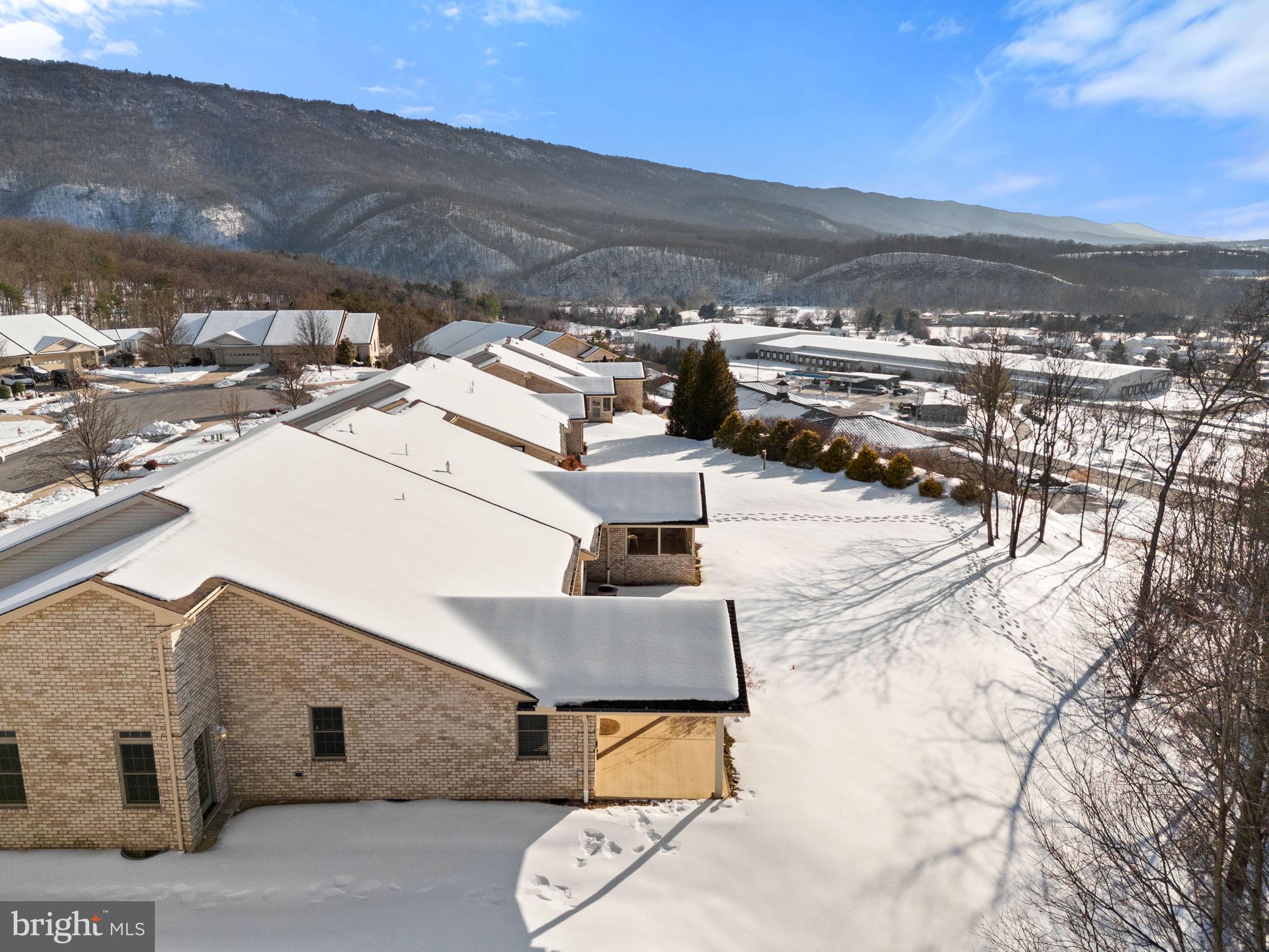 STONY POINTE - Residential