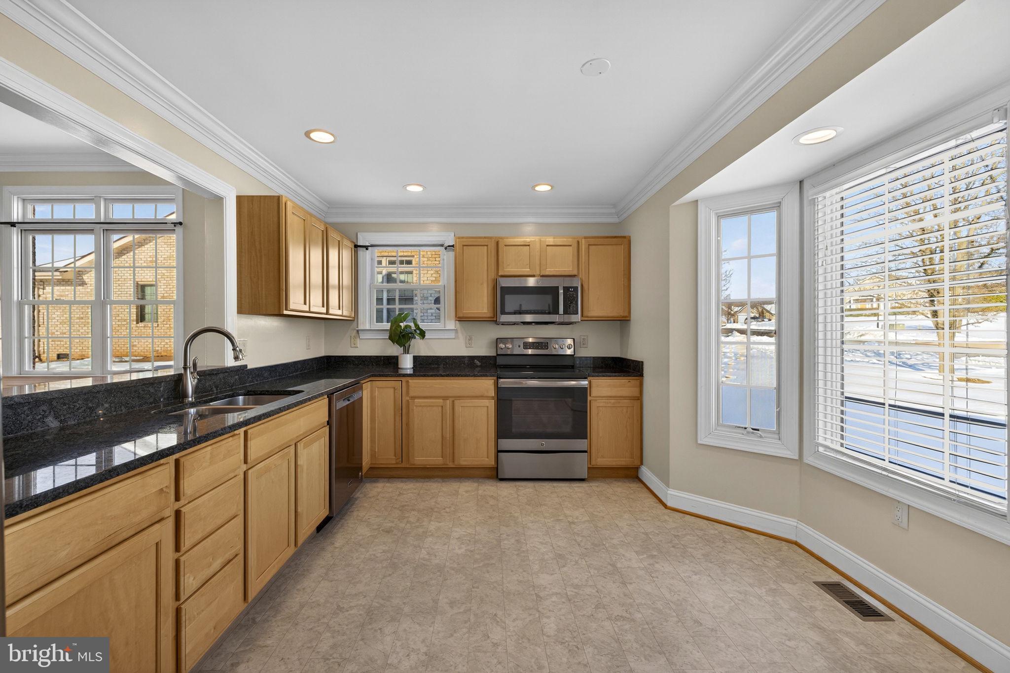 STONY POINTE - Residential