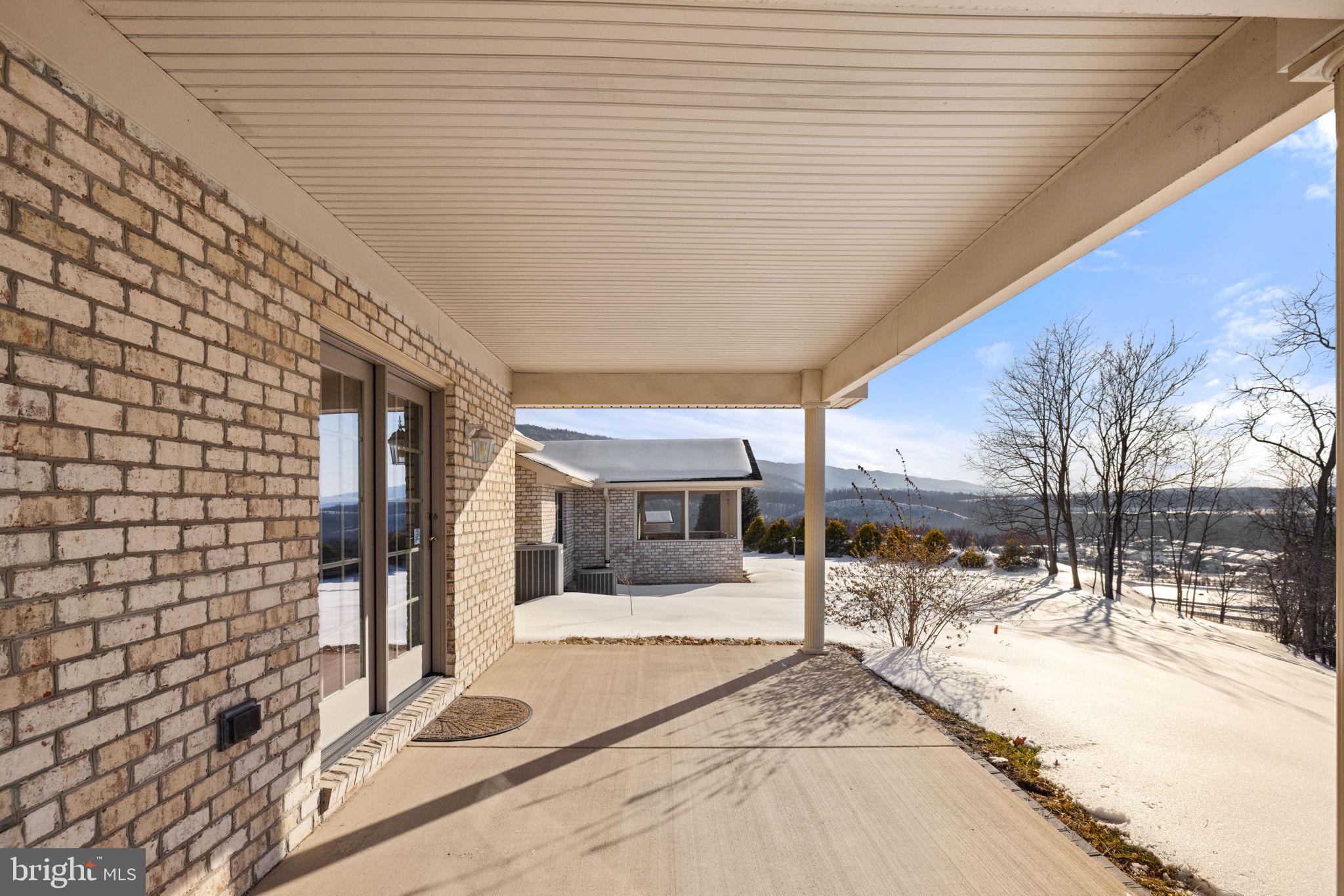 STONY POINTE - Residential