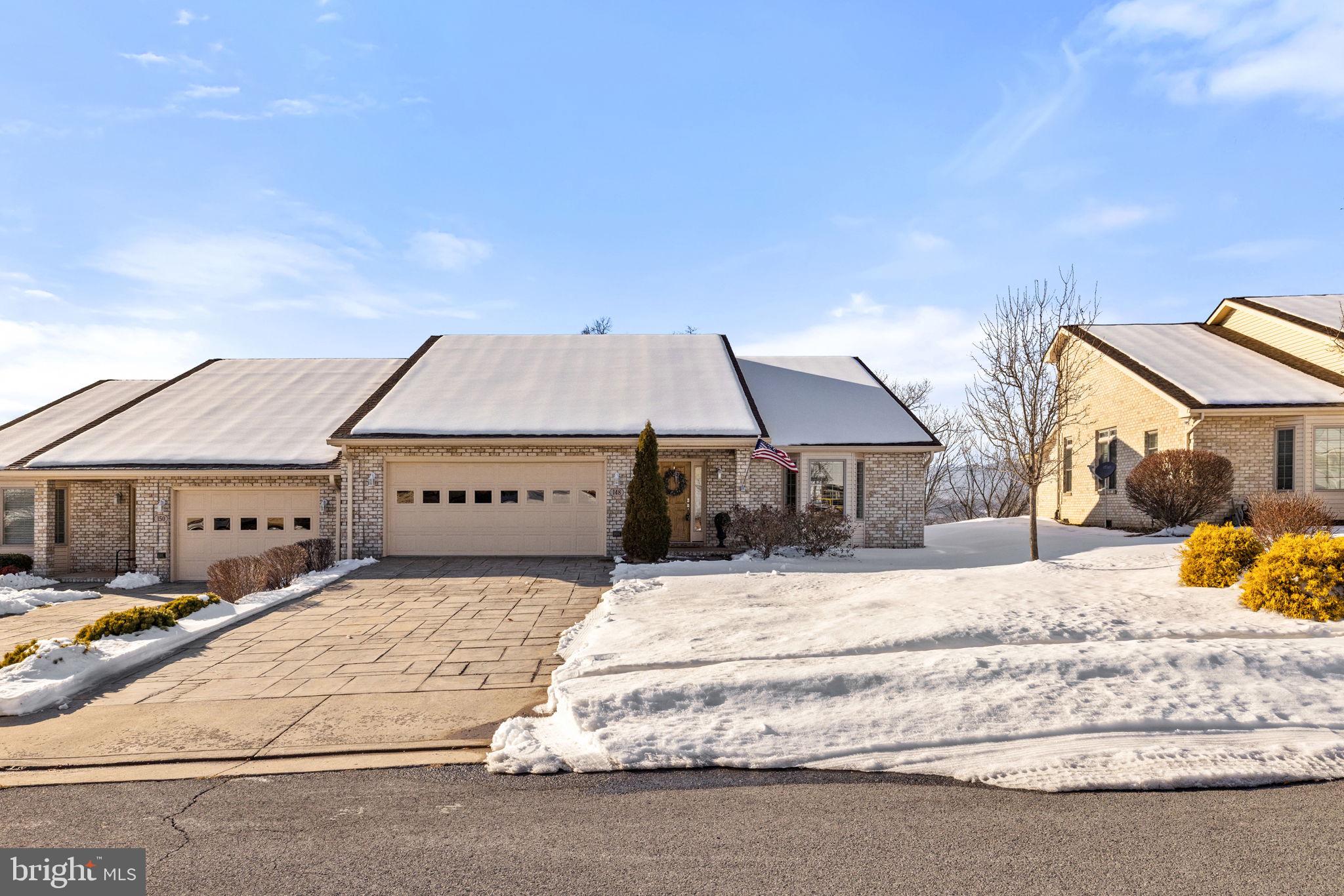 STONY POINTE - Residential