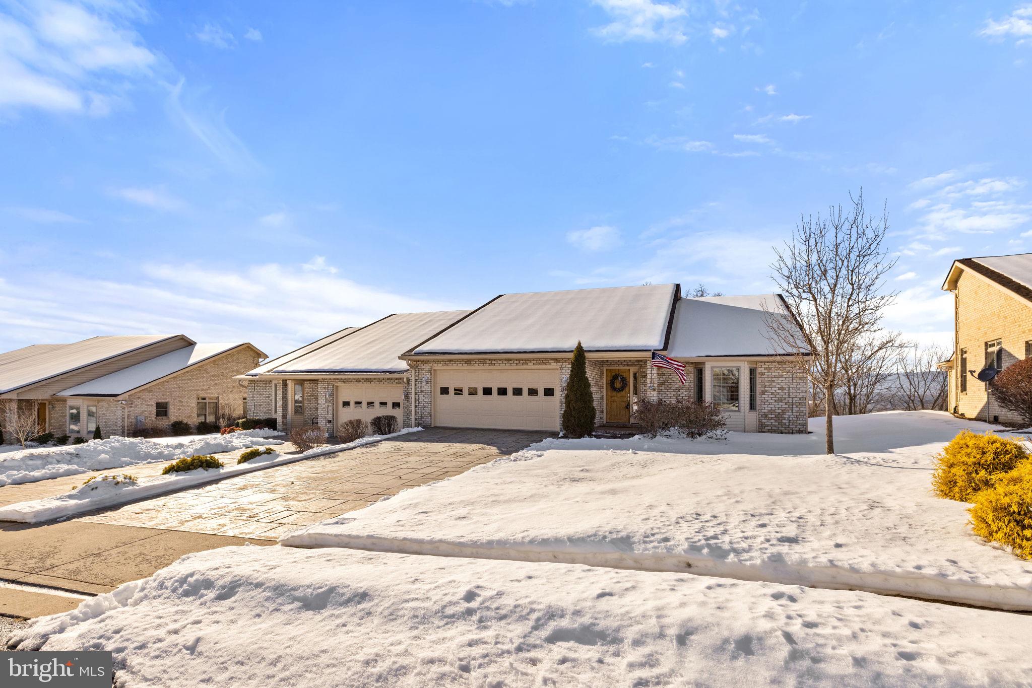 STONY POINTE - Residential