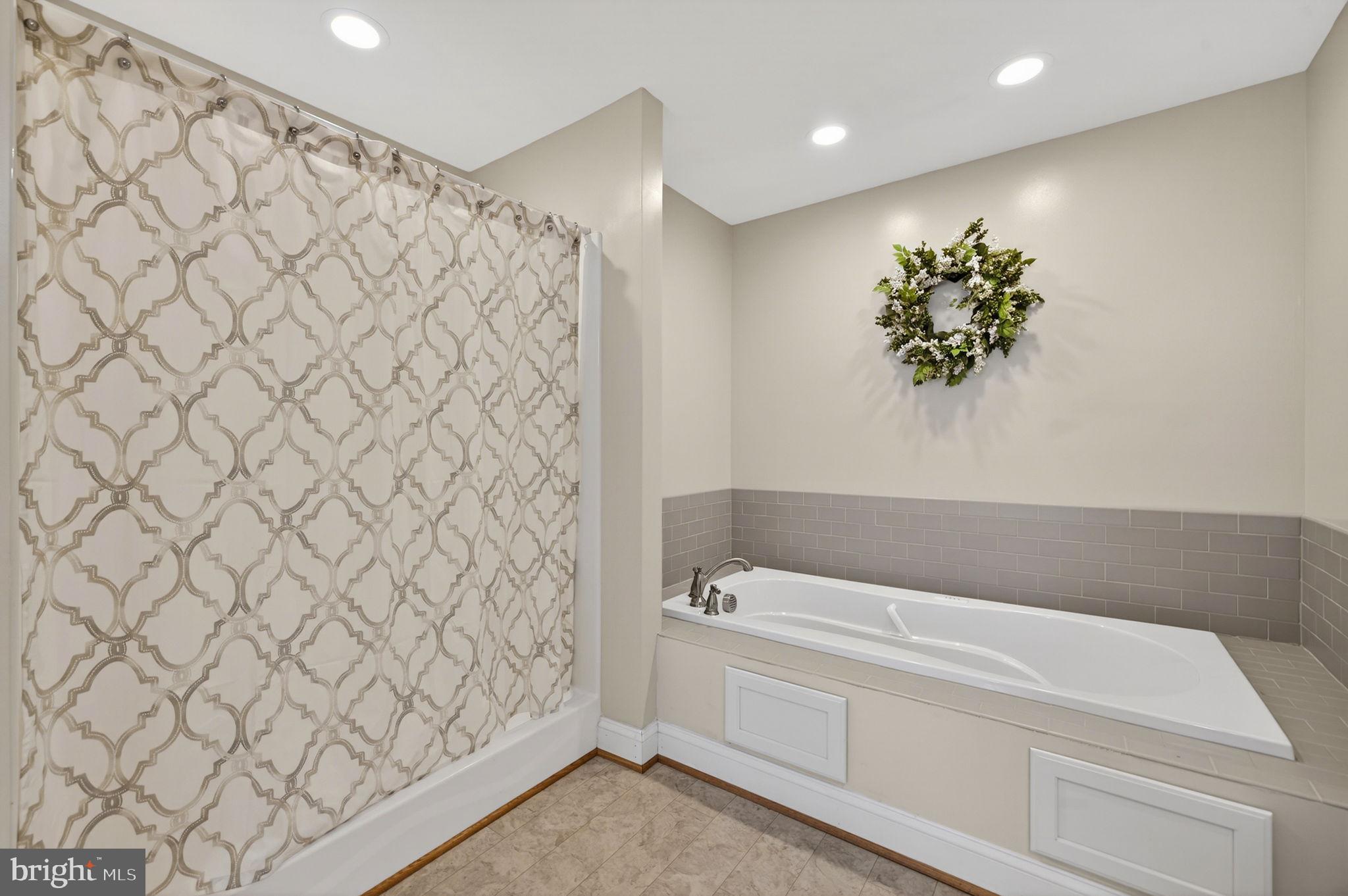 STONY POINTE - Residential