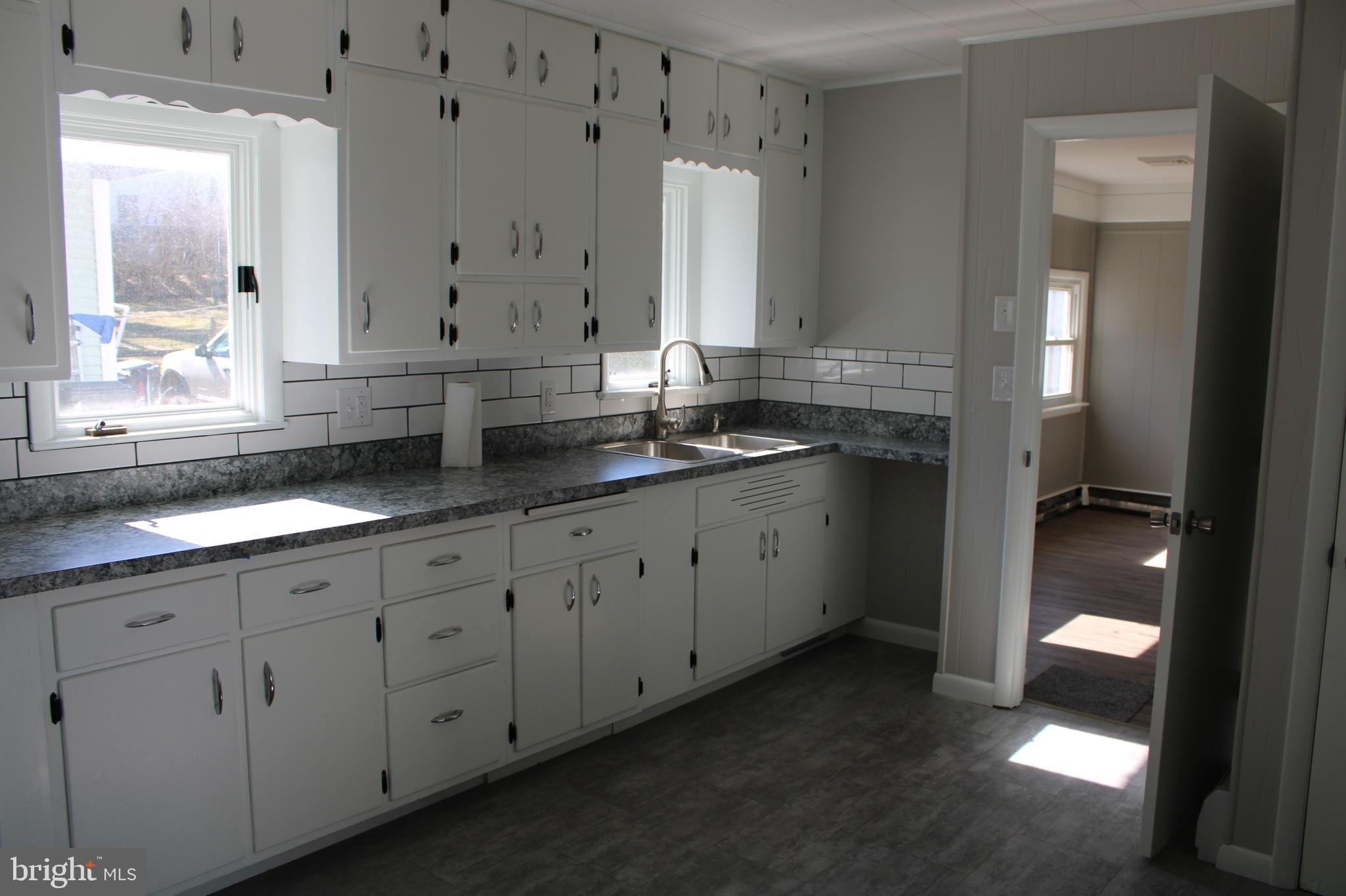 EAST EARL TWP - Residential Lease