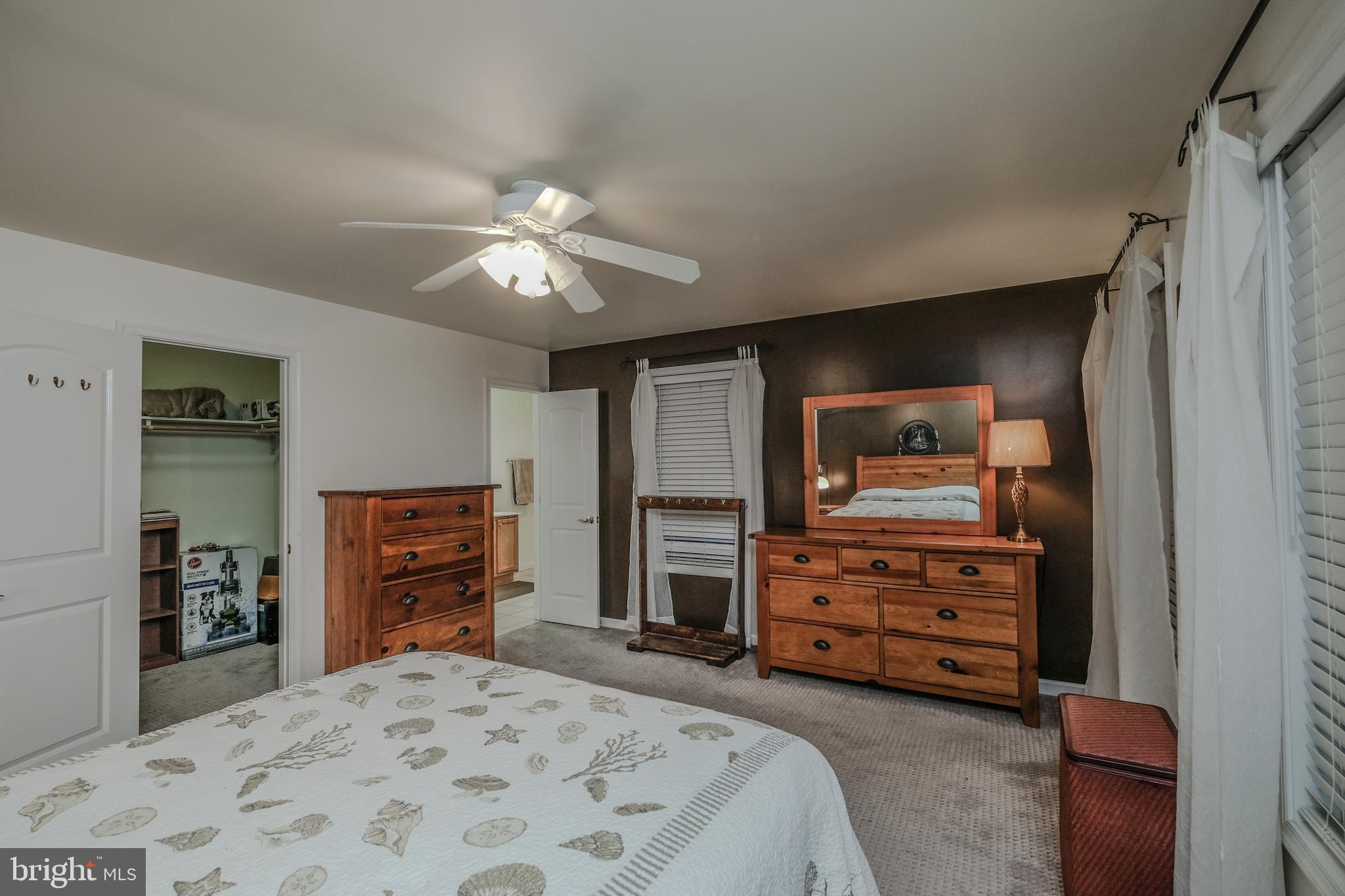 MOUNTAIN LICK RUN - Residential