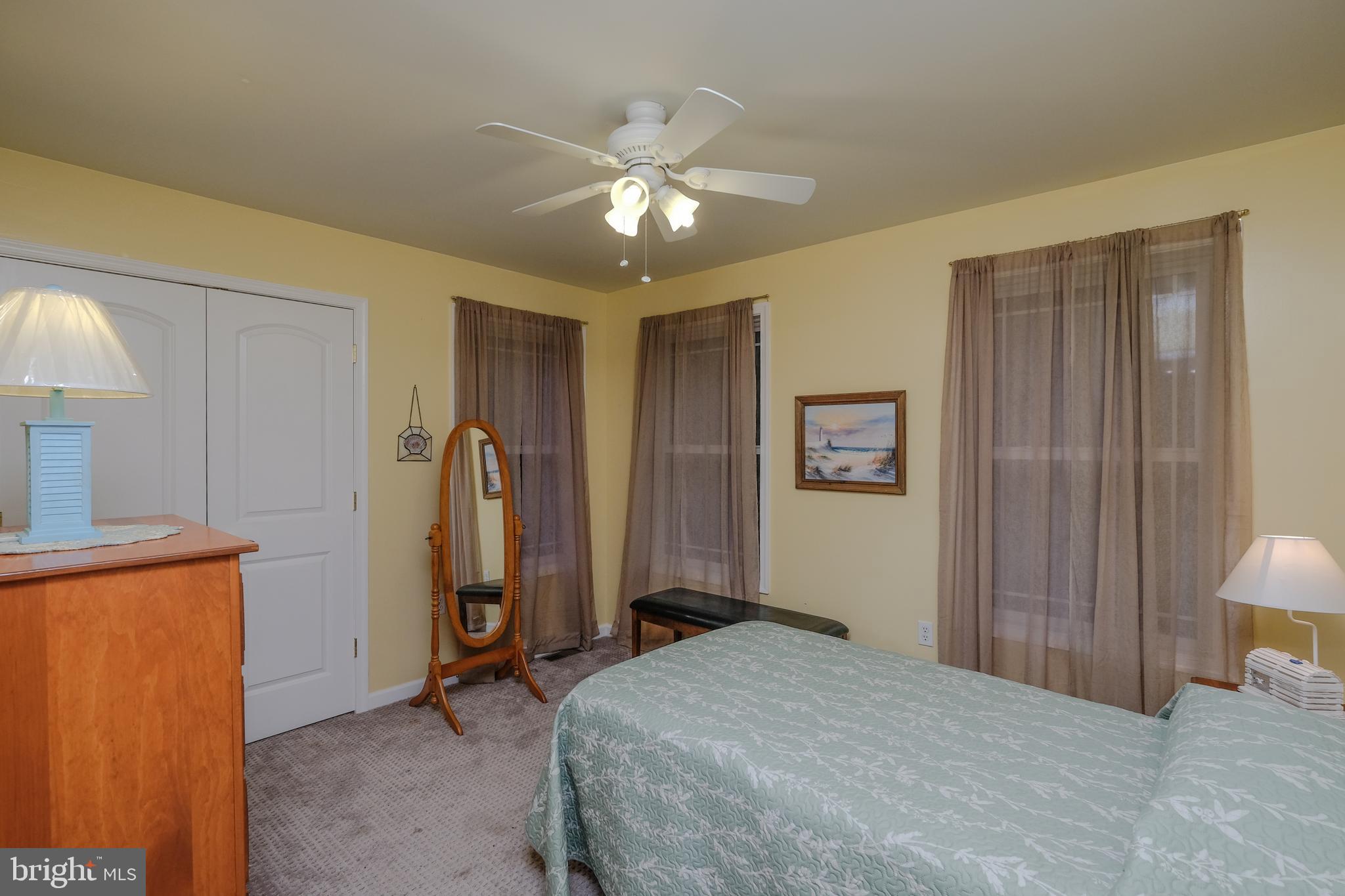 MOUNTAIN LICK RUN - Residential