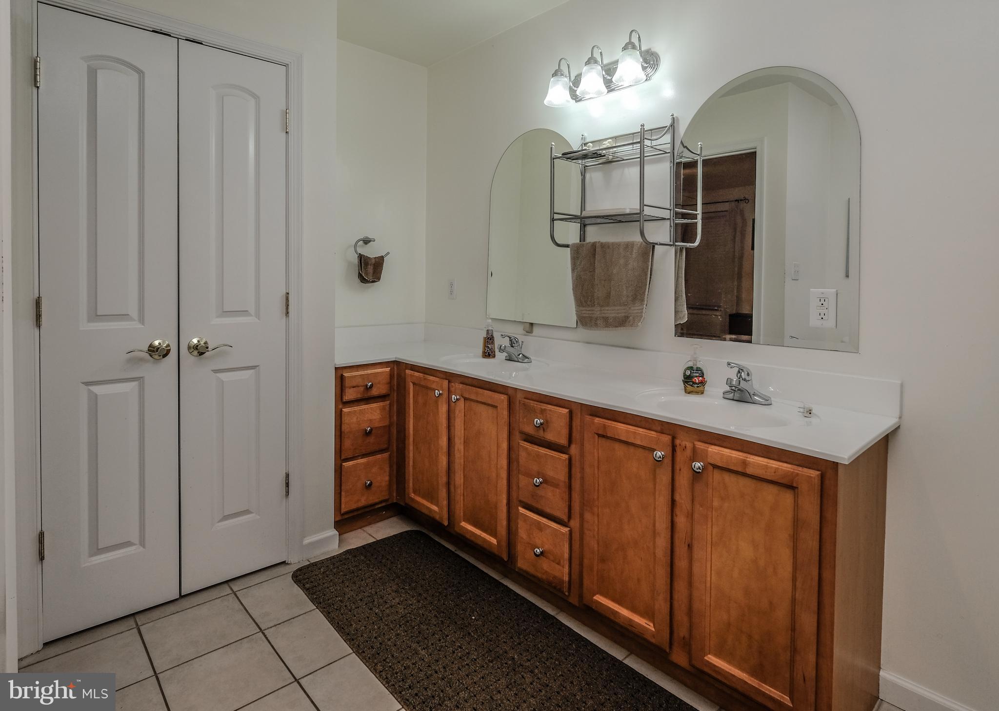 MOUNTAIN LICK RUN - Residential