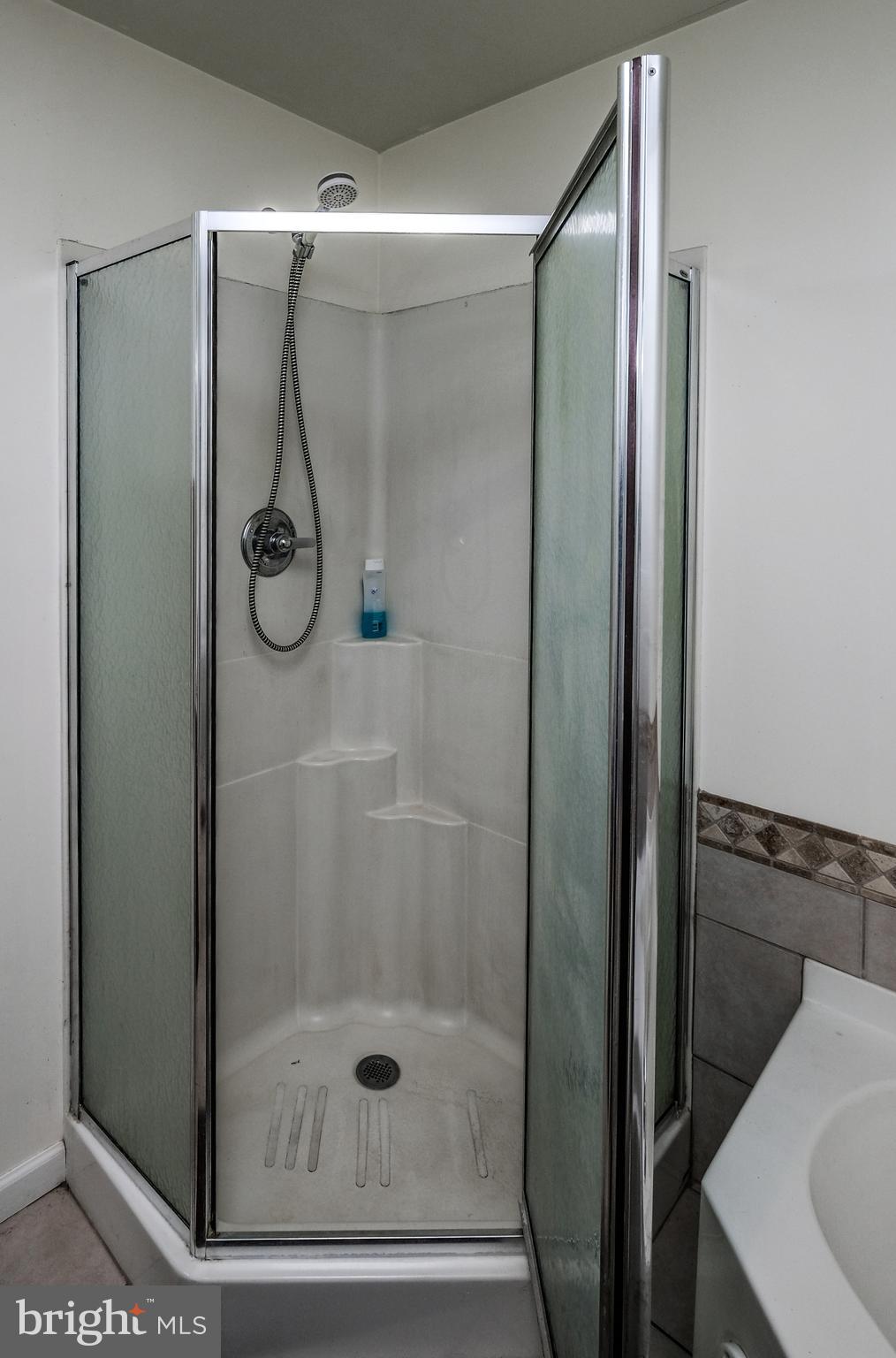 MOUNTAIN LICK RUN - Residential