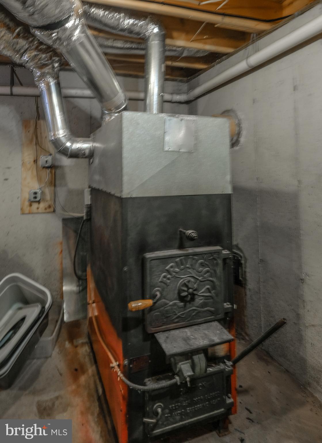 MOUNTAIN LICK RUN - Residential