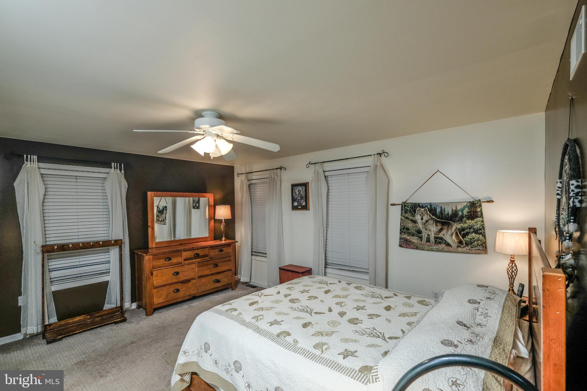 MOUNTAIN LICK RUN - Residential