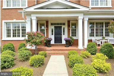 BROOKSIDE - Residential