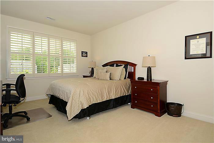 BROOKSIDE - Residential