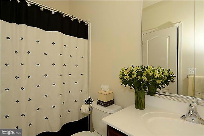 BROOKSIDE - Residential