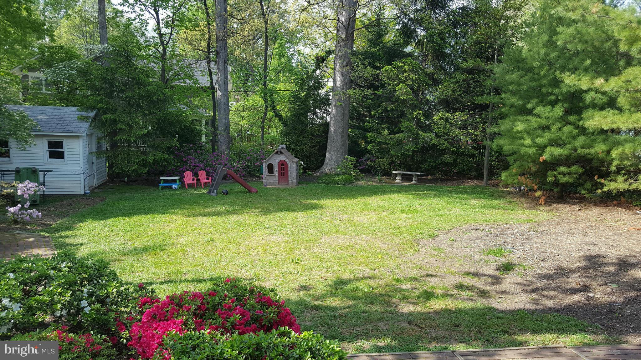 SHIRLEY WOODS - Residential Lease