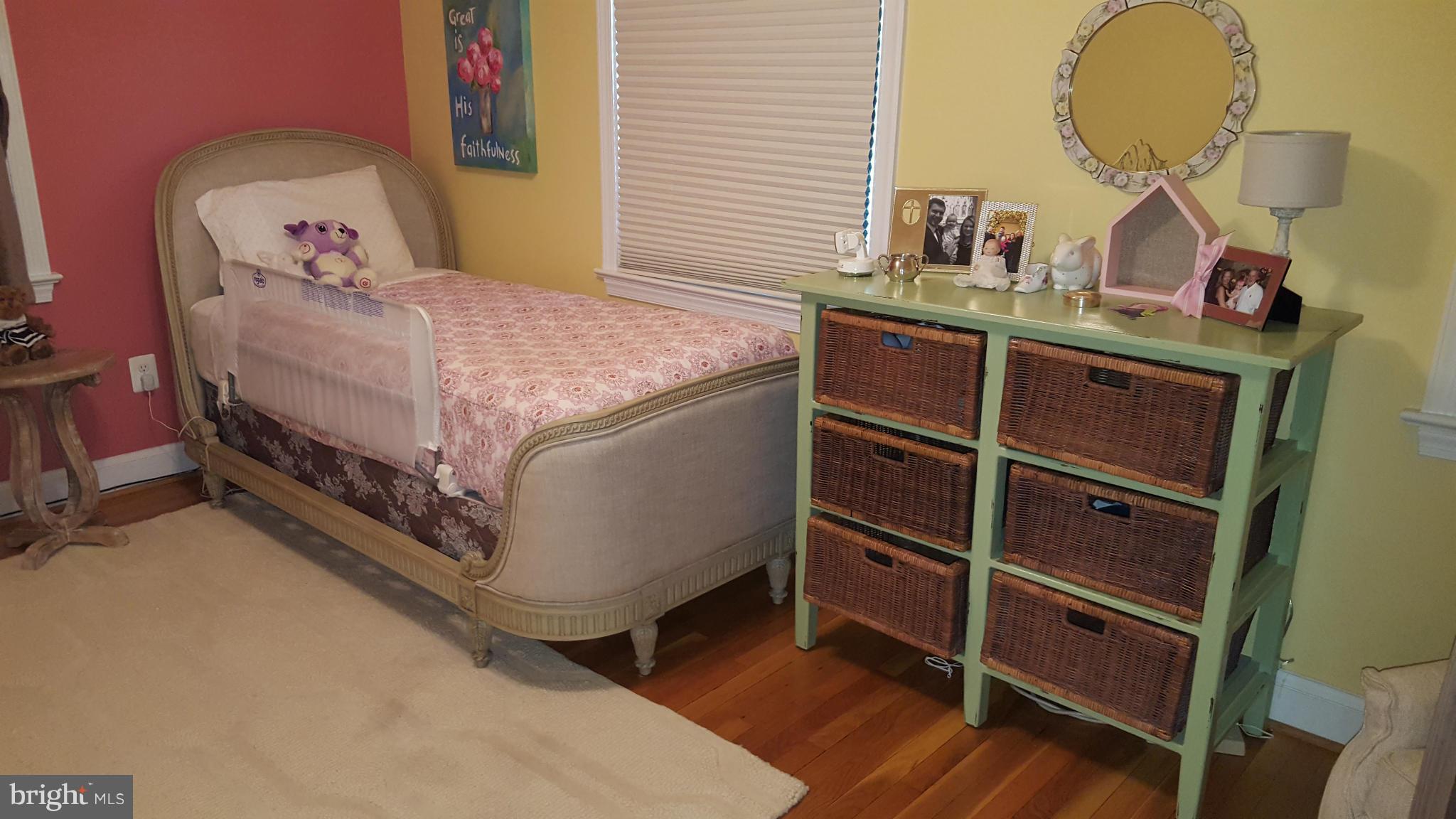 SHIRLEY WOODS - Residential Lease