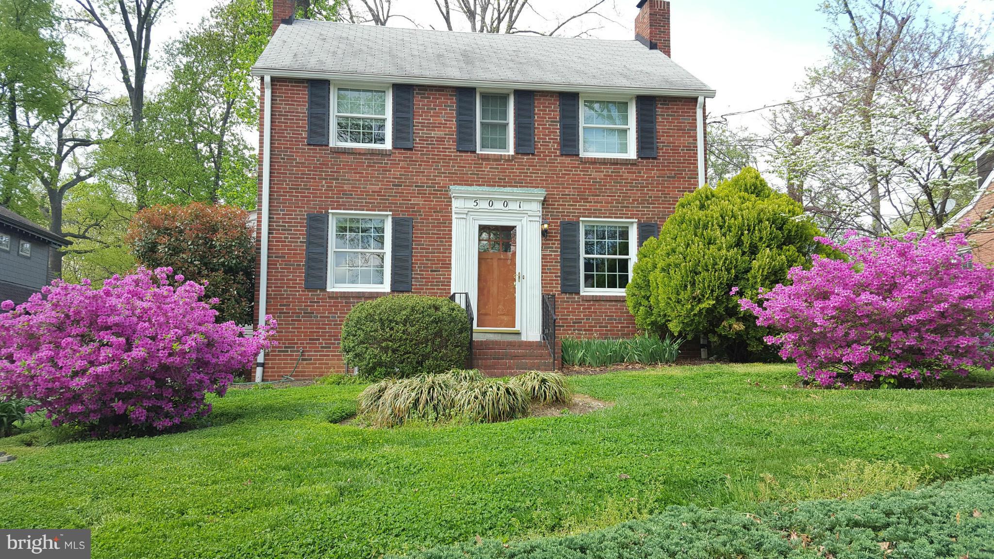 SHIRLEY WOODS - Residential Lease