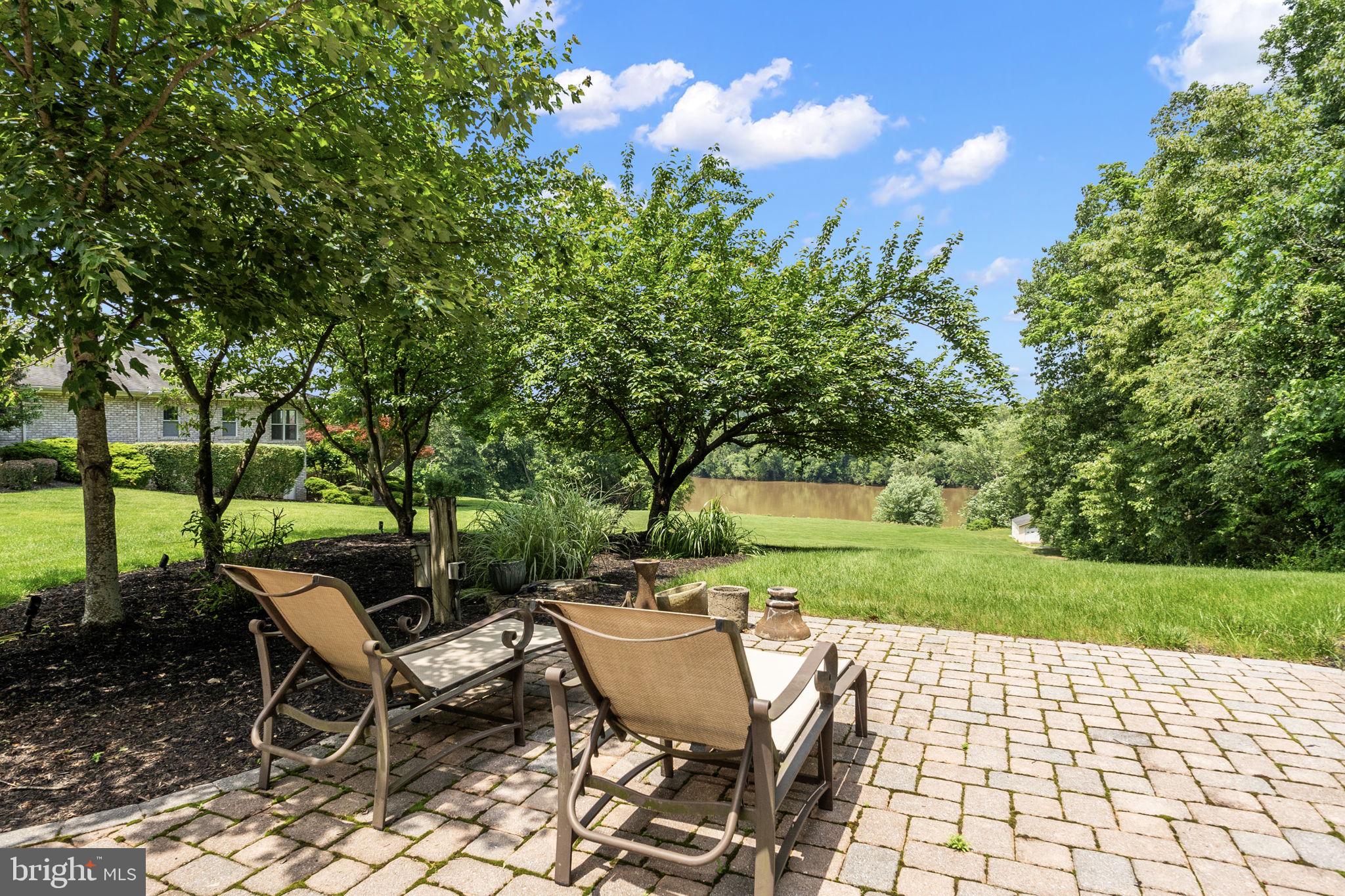 KINGSBROOKE ON THE POTOMAC - Residential