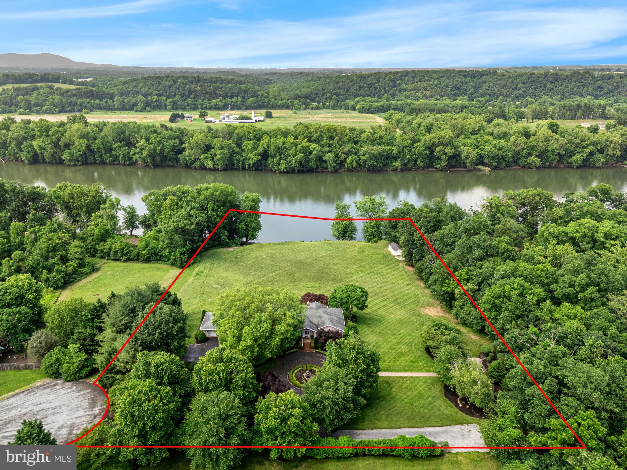 KINGSBROOKE ON THE POTOMAC - Residential