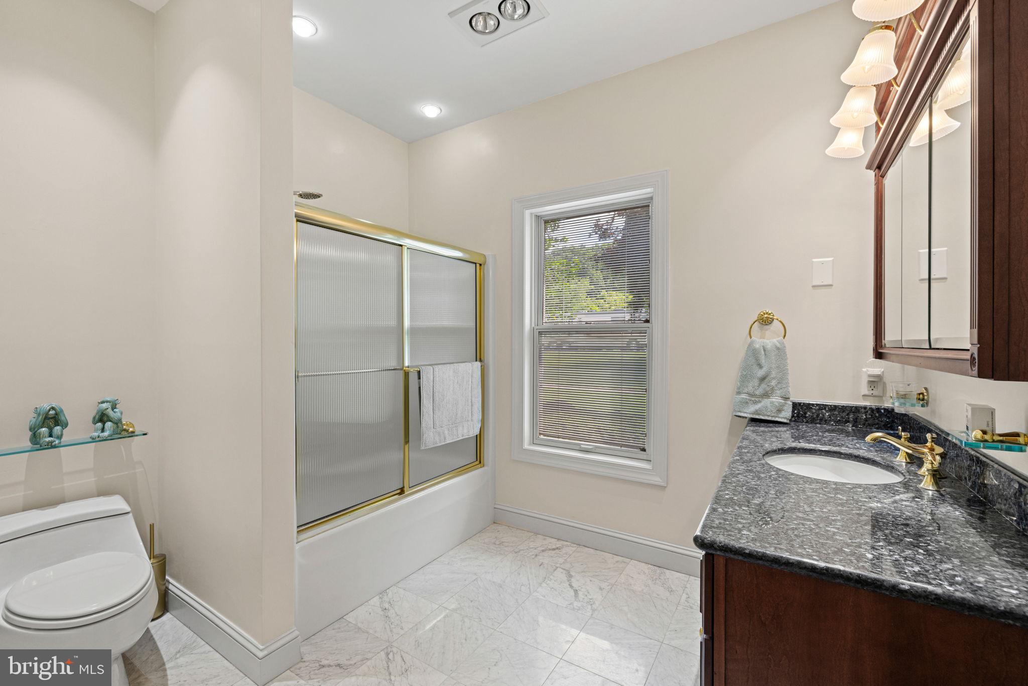 KINGSBROOKE ON THE POTOMAC - Residential