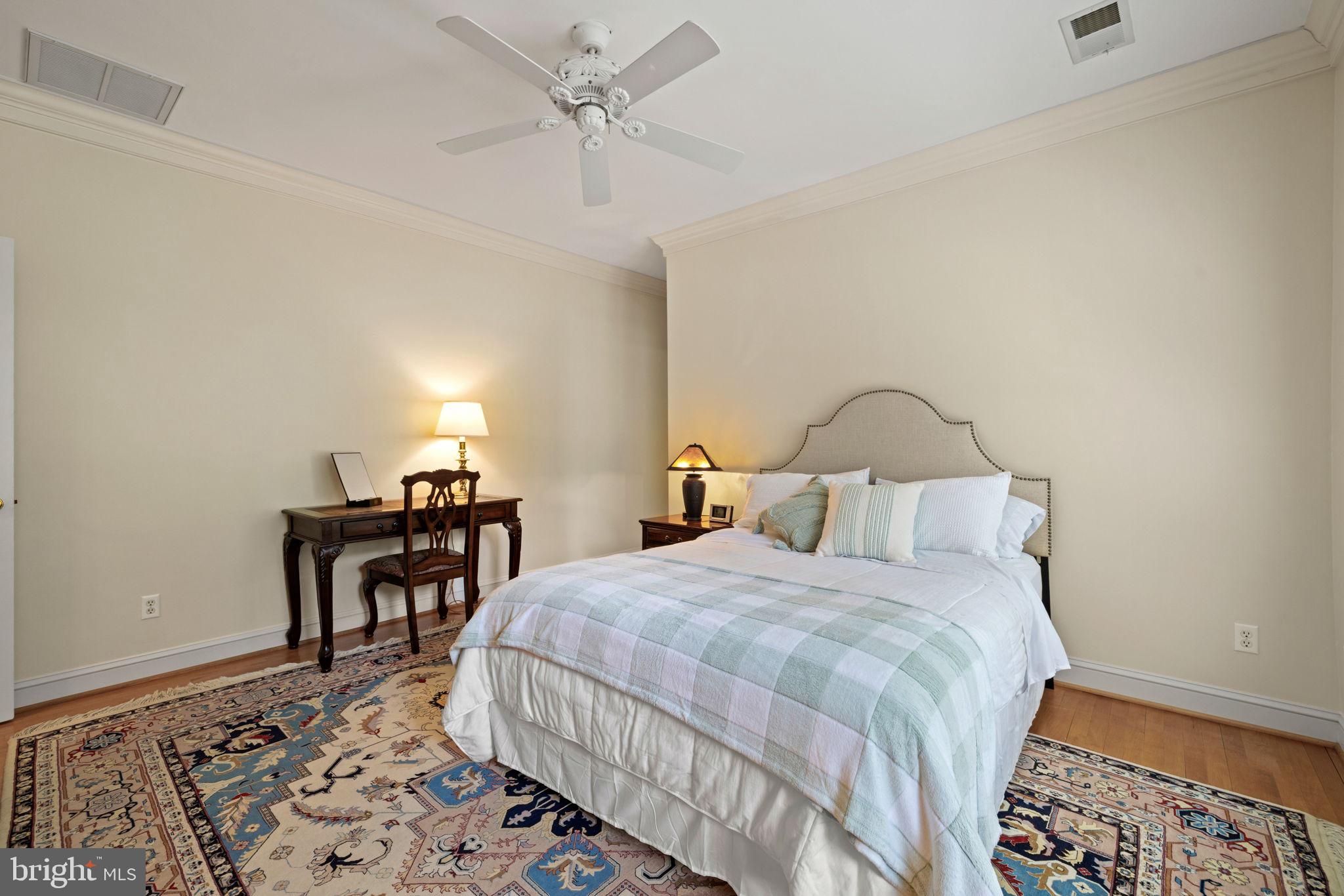 KINGSBROOKE ON THE POTOMAC - Residential