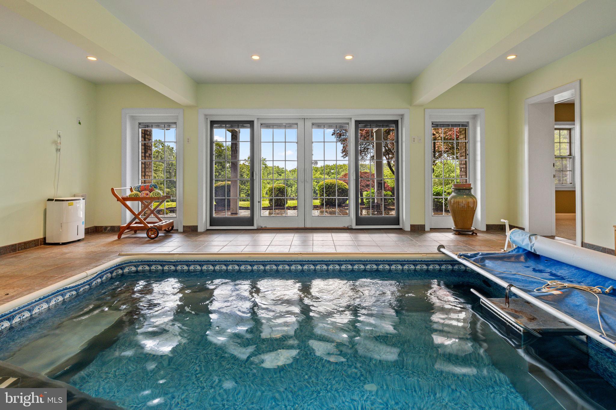 KINGSBROOKE ON THE POTOMAC - Residential