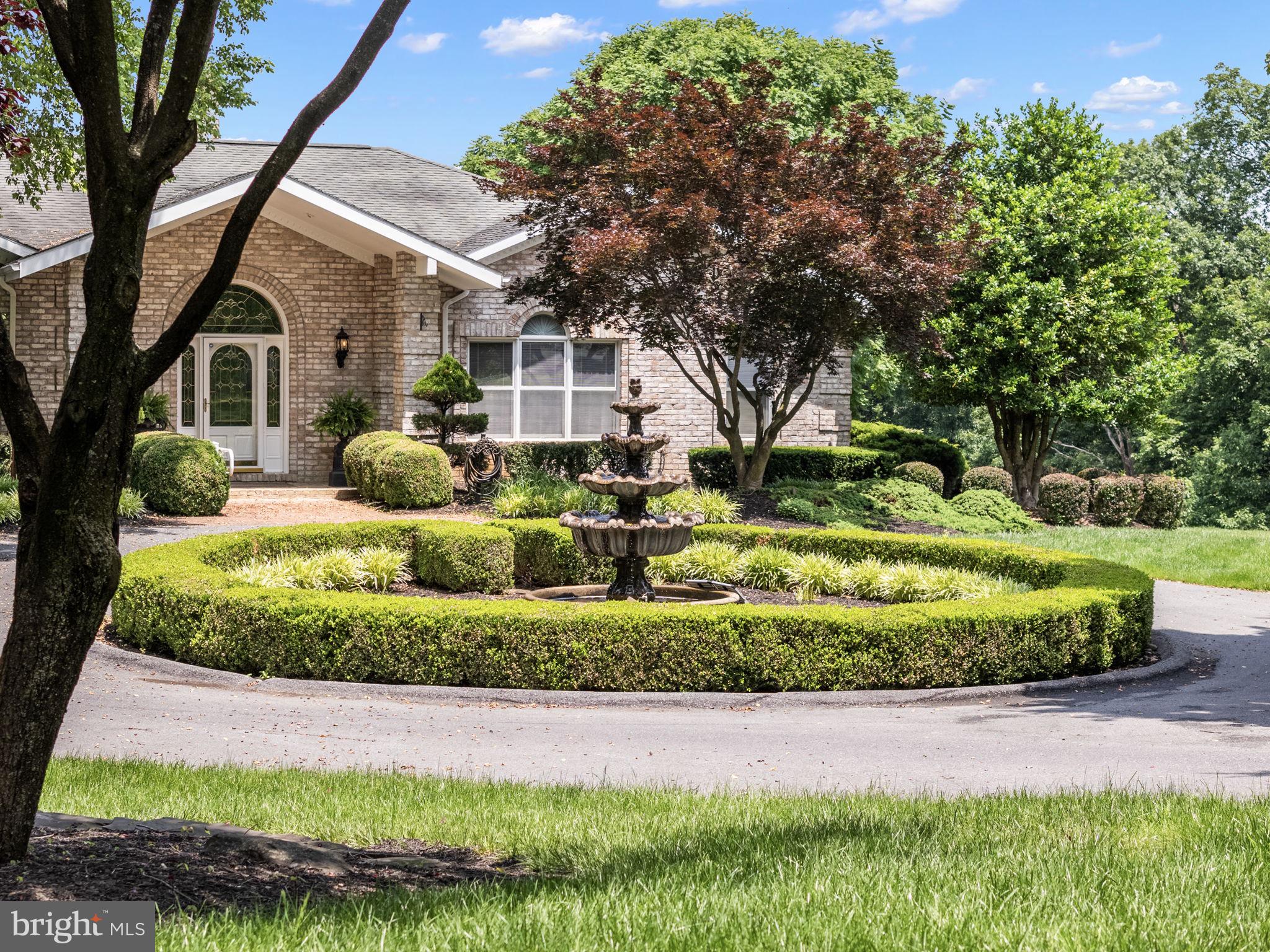 KINGSBROOKE ON THE POTOMAC - Residential