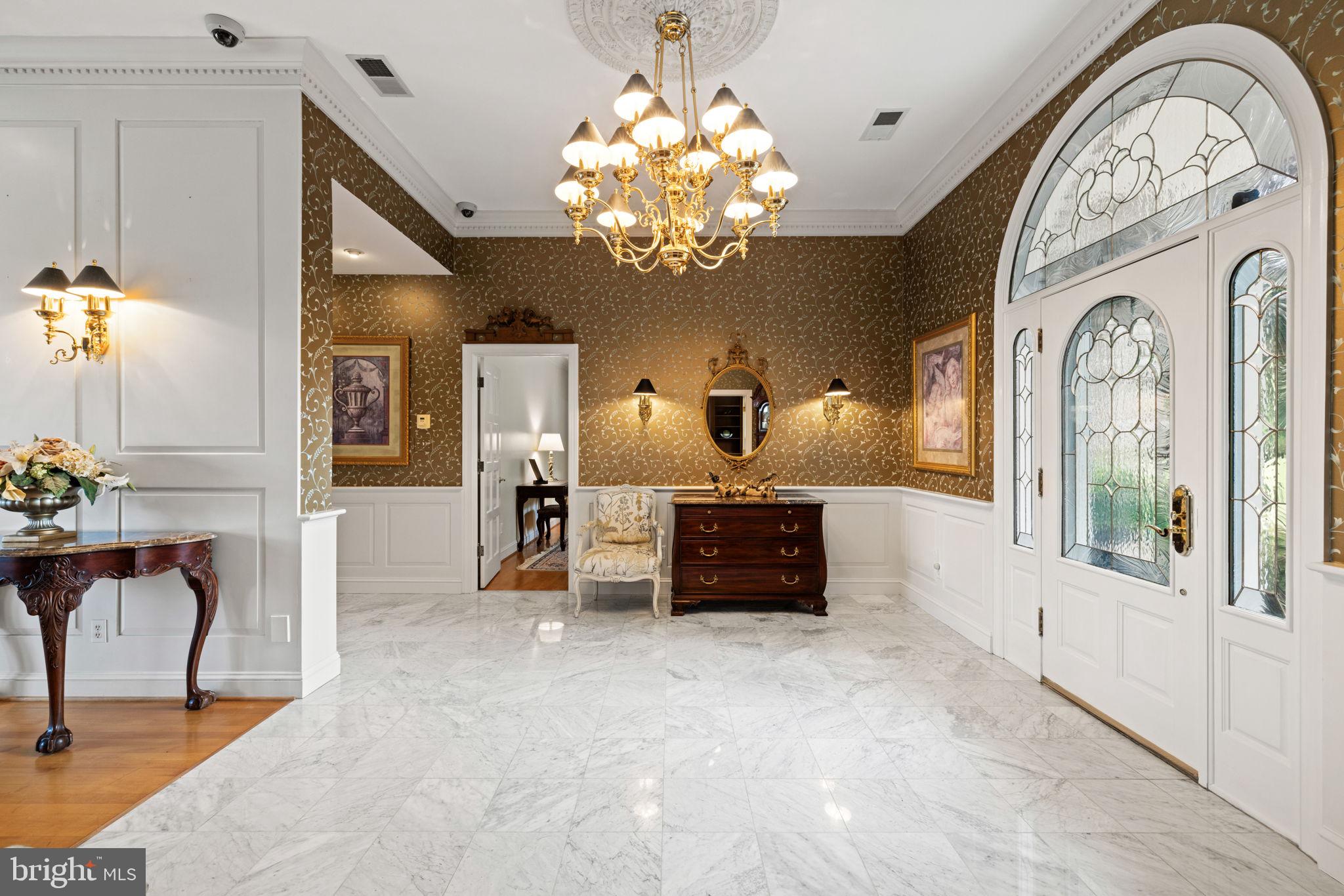 77 LIONHEART TERRACE