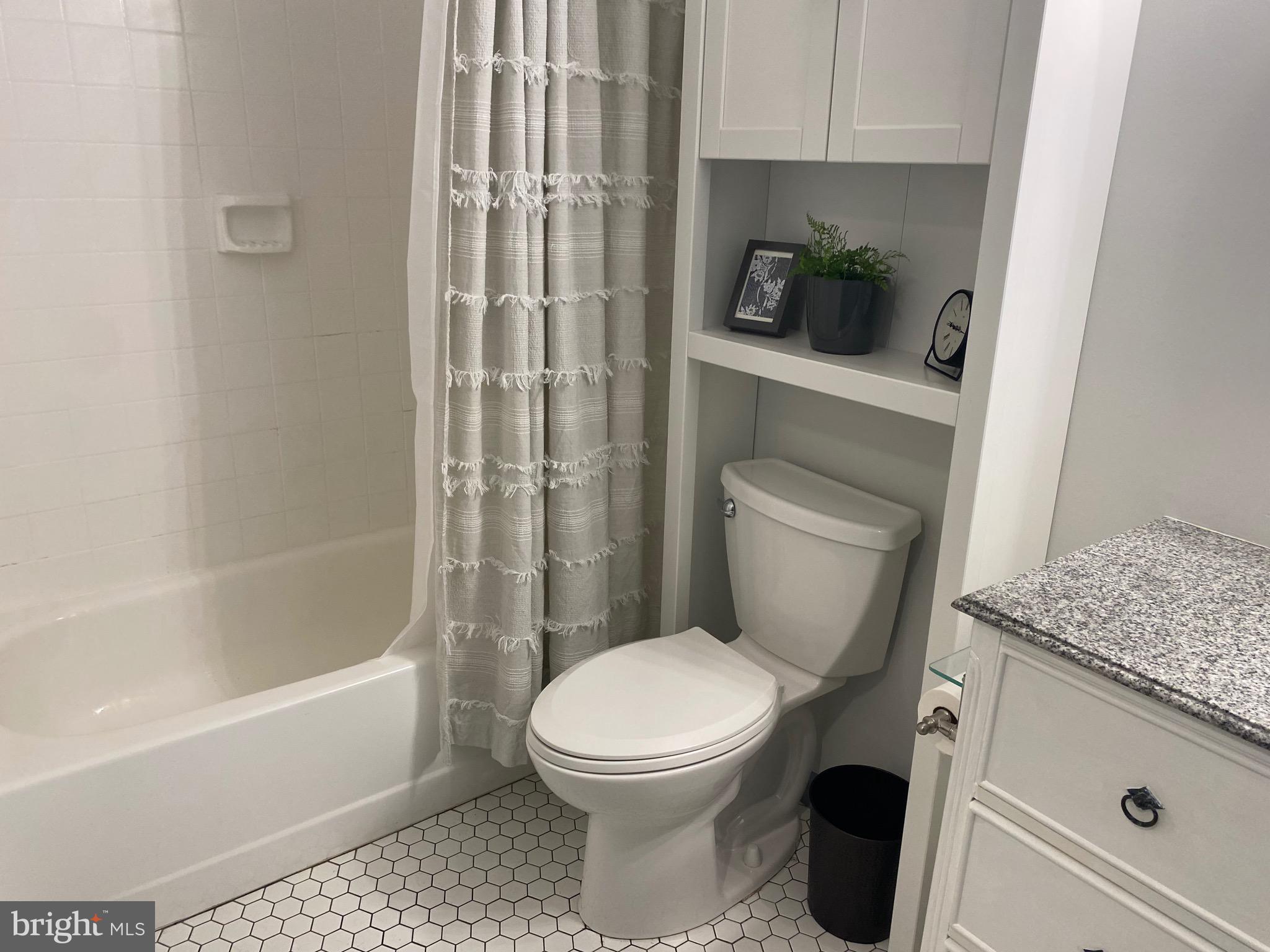 SUMMERRIDGE - Residential