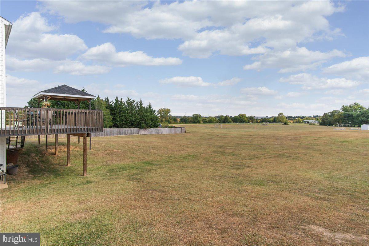 MAUGANS MEADOWS - Residential