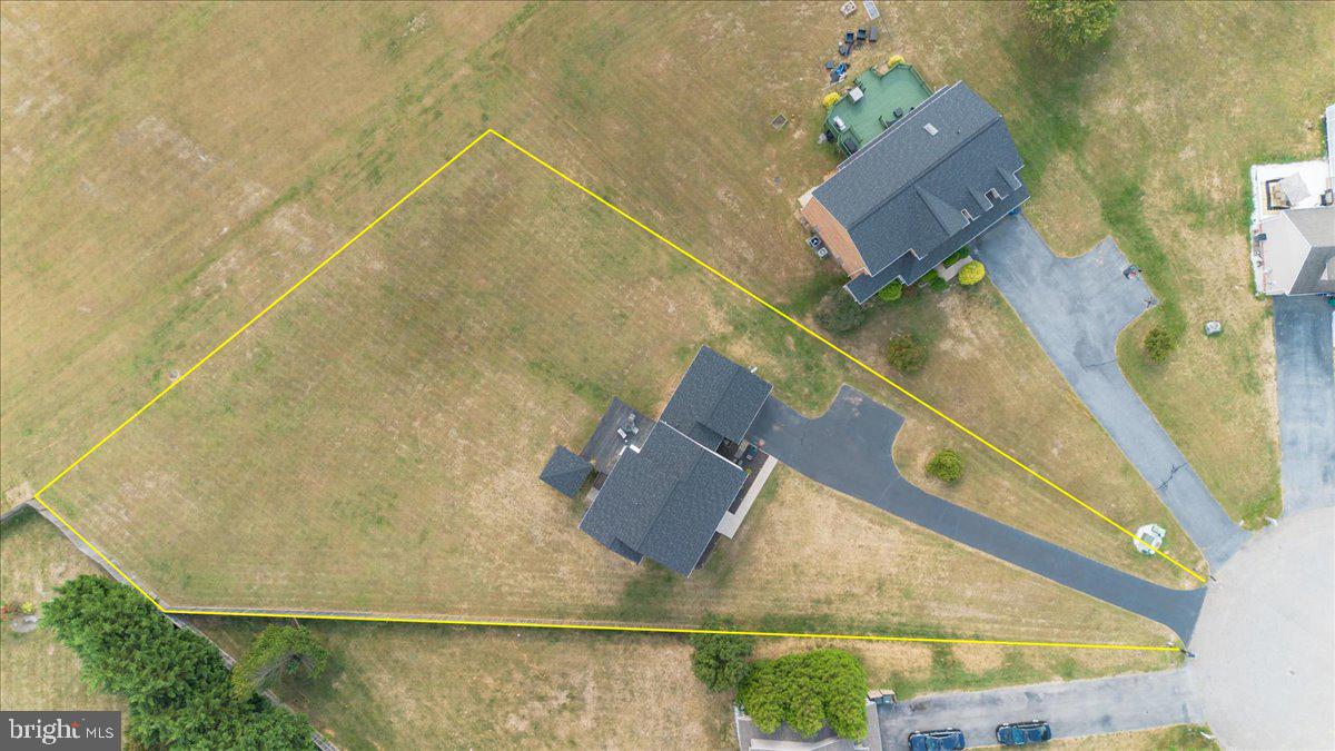 MAUGANS MEADOWS - Residential