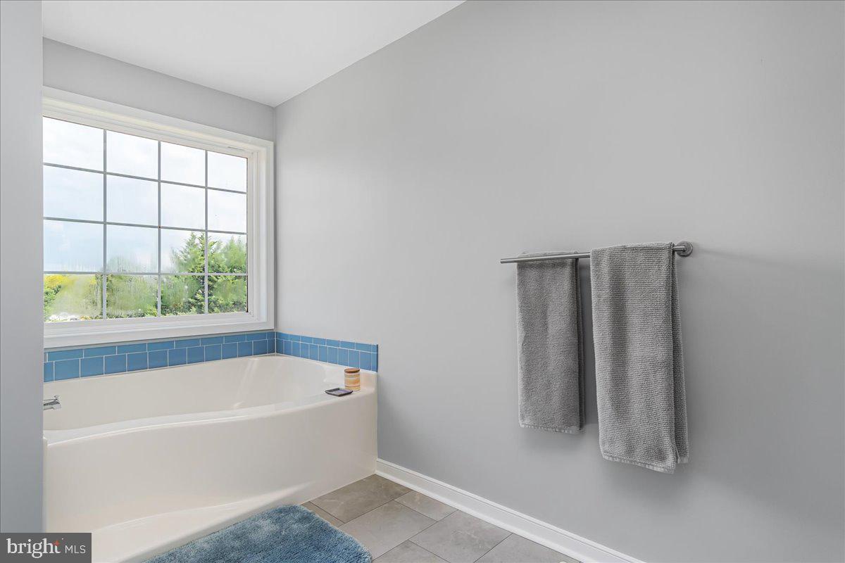 MAUGANS MEADOWS - Residential