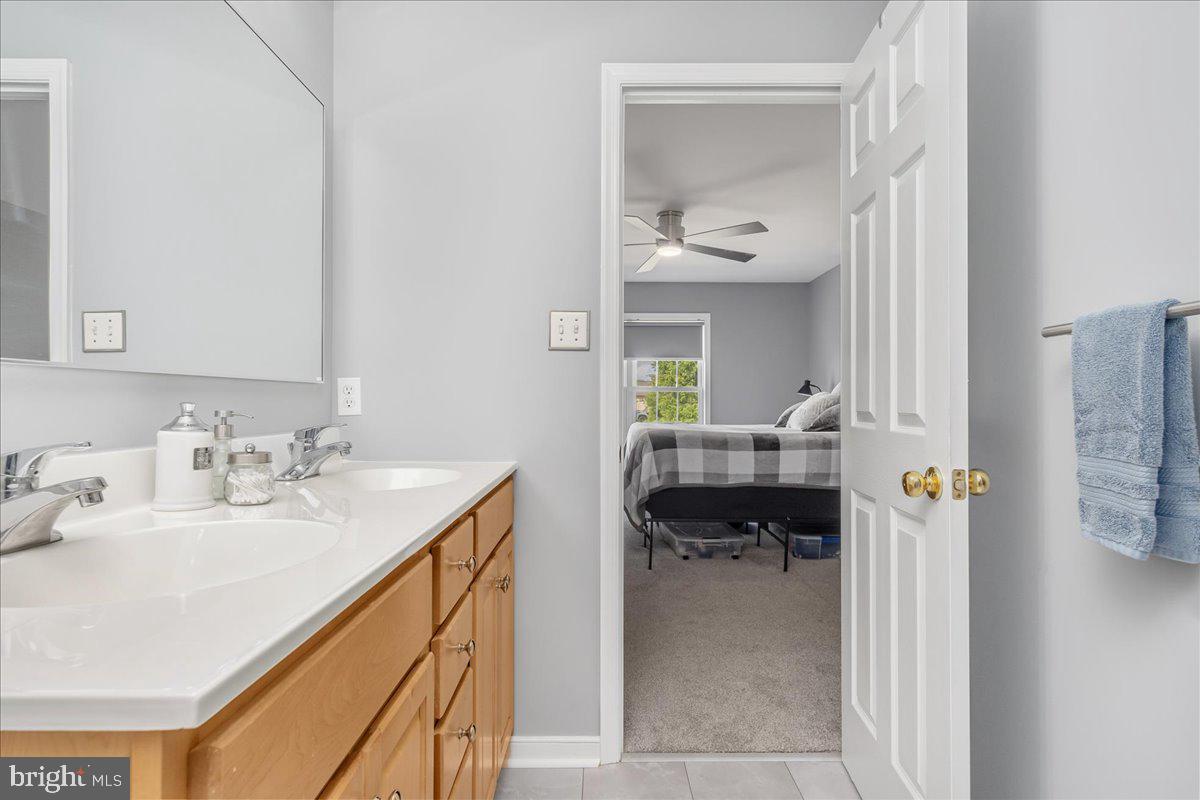 MAUGANS MEADOWS - Residential