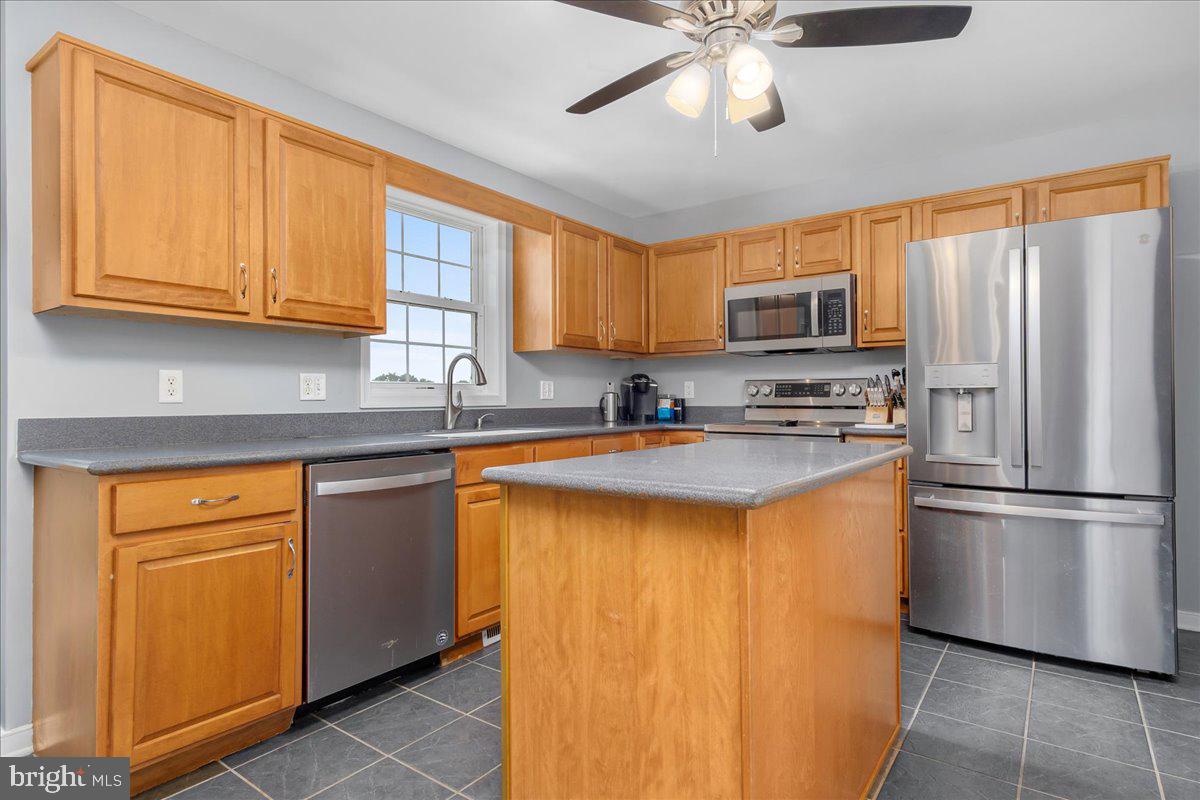 MAUGANS MEADOWS - Residential