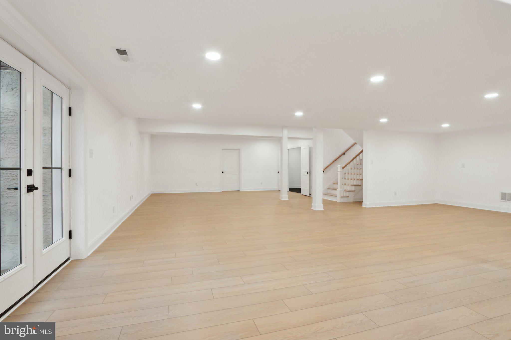 STONEBROOK - Residential