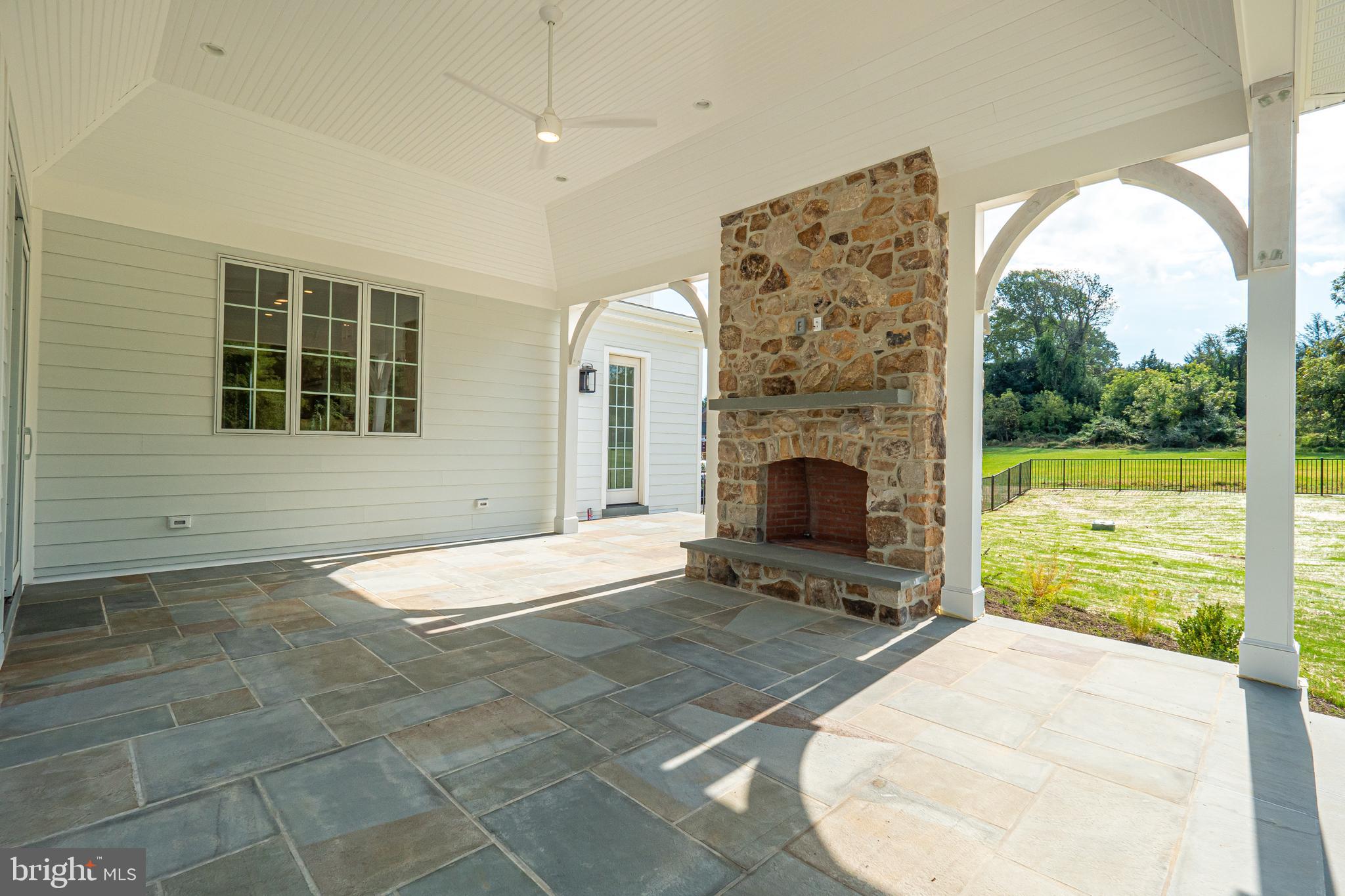 STONEBROOK - Residential