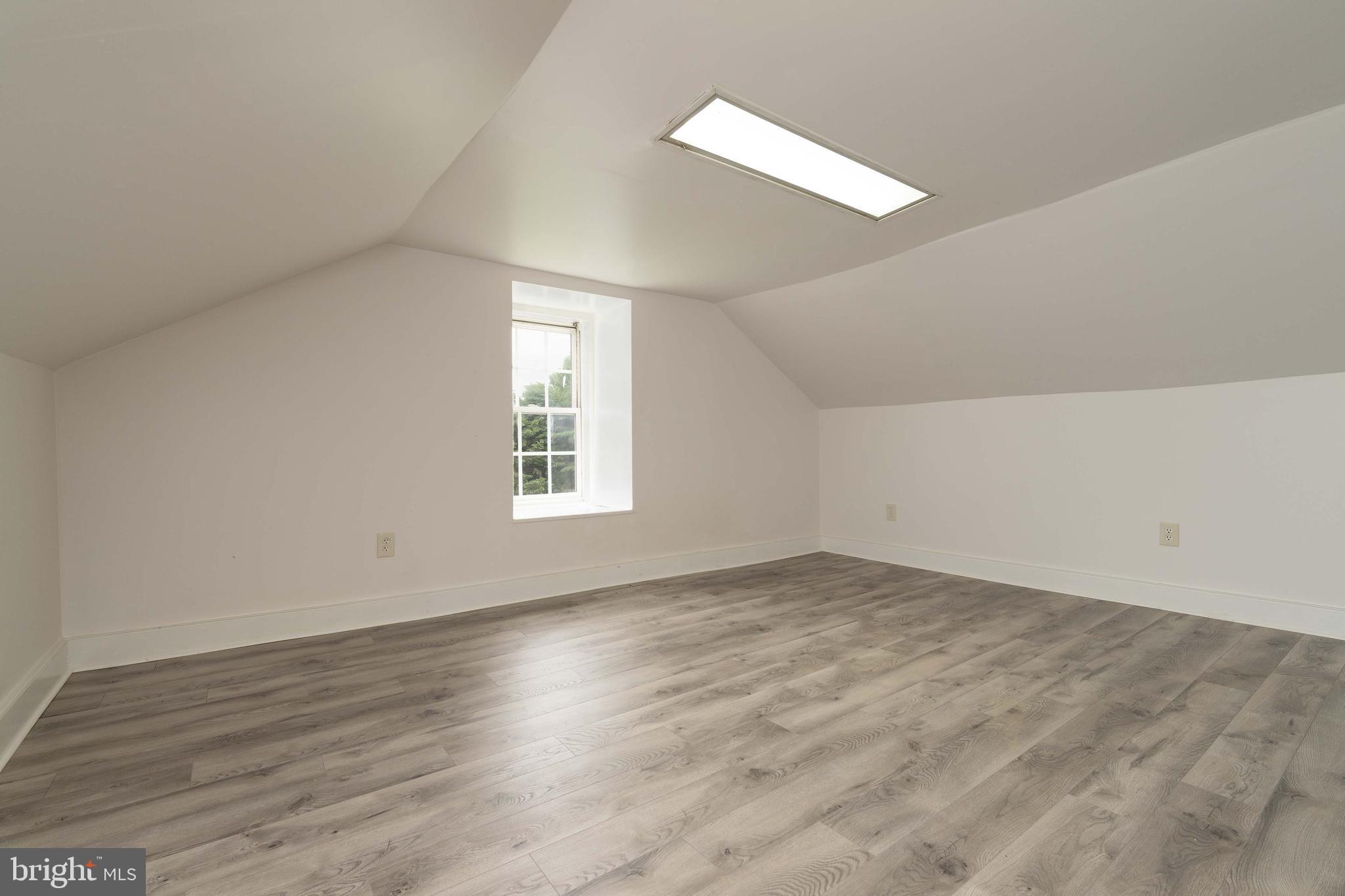 SOUTH MIDDLETON TWP - Residential