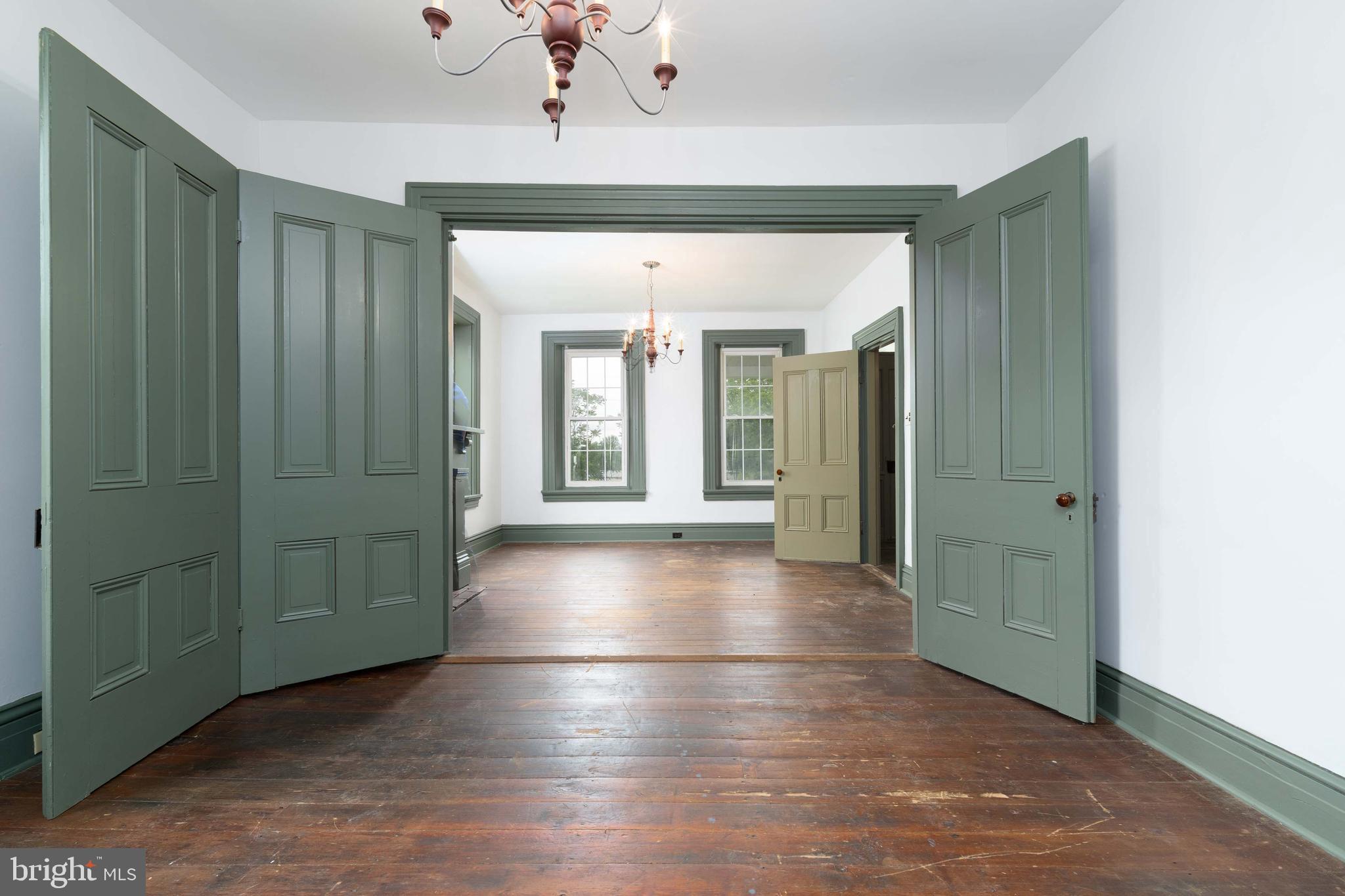 SOUTH MIDDLETON TWP - Residential