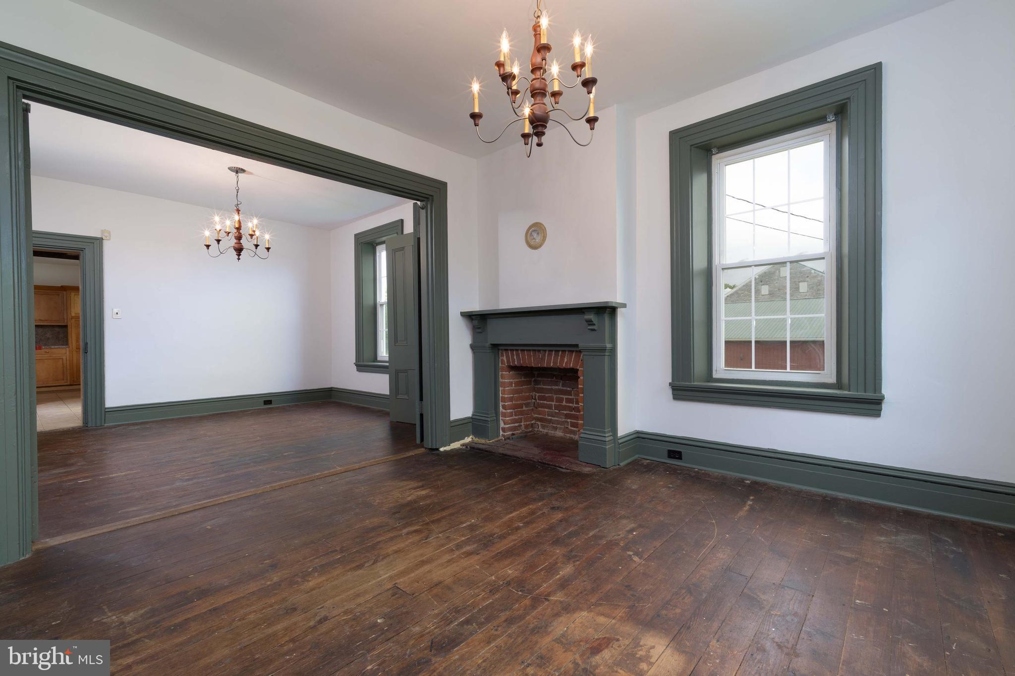 SOUTH MIDDLETON TWP - Residential