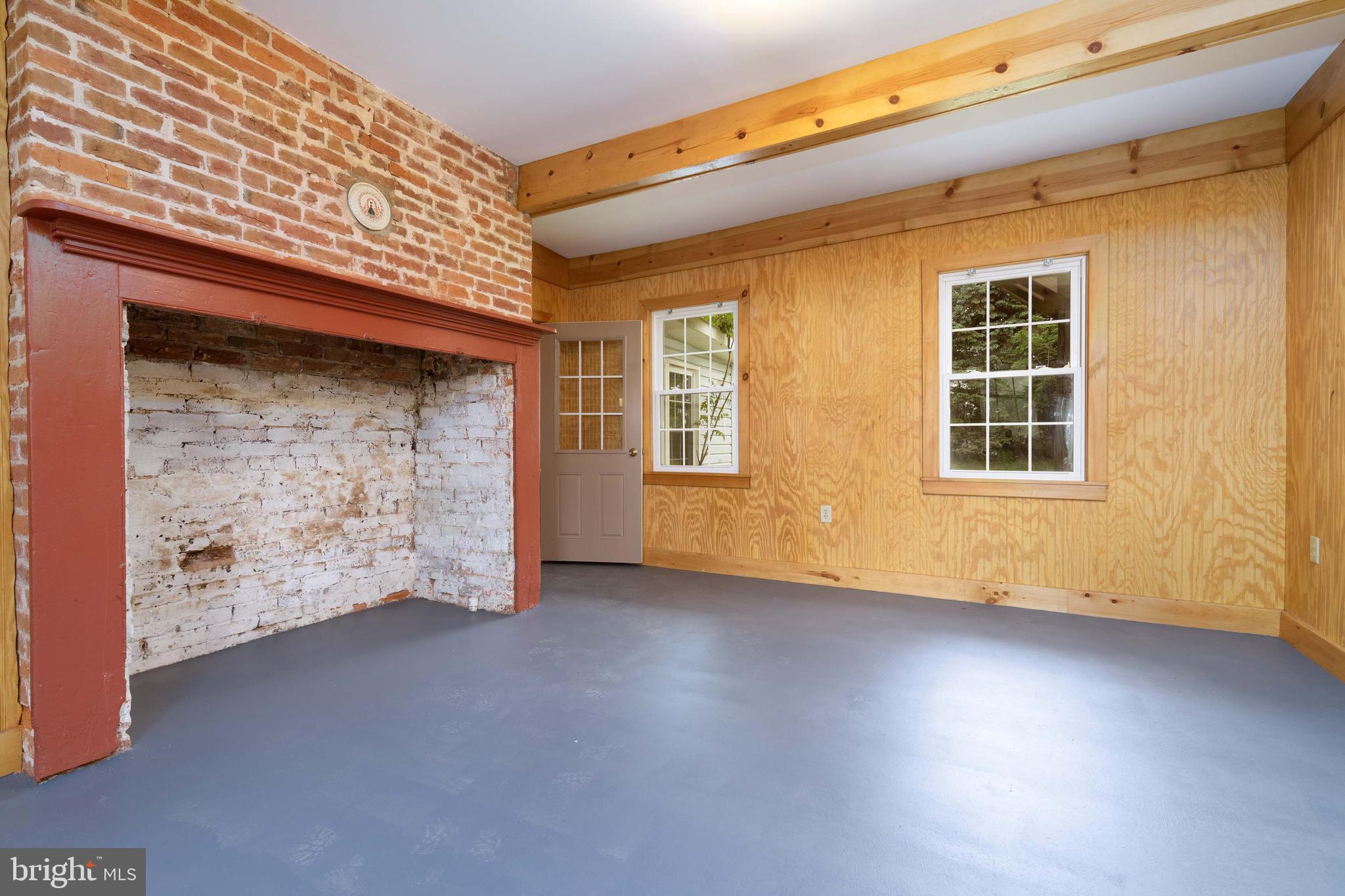 SOUTH MIDDLETON TWP - Residential