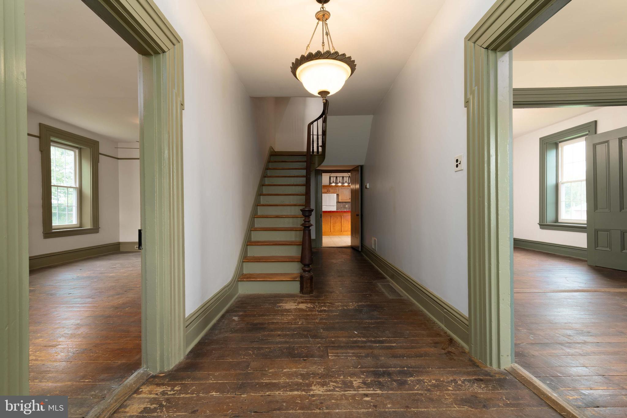 SOUTH MIDDLETON TWP - Residential