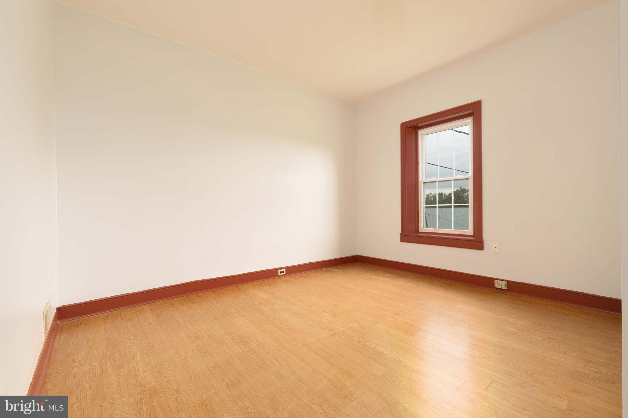 SOUTH MIDDLETON TWP - Residential