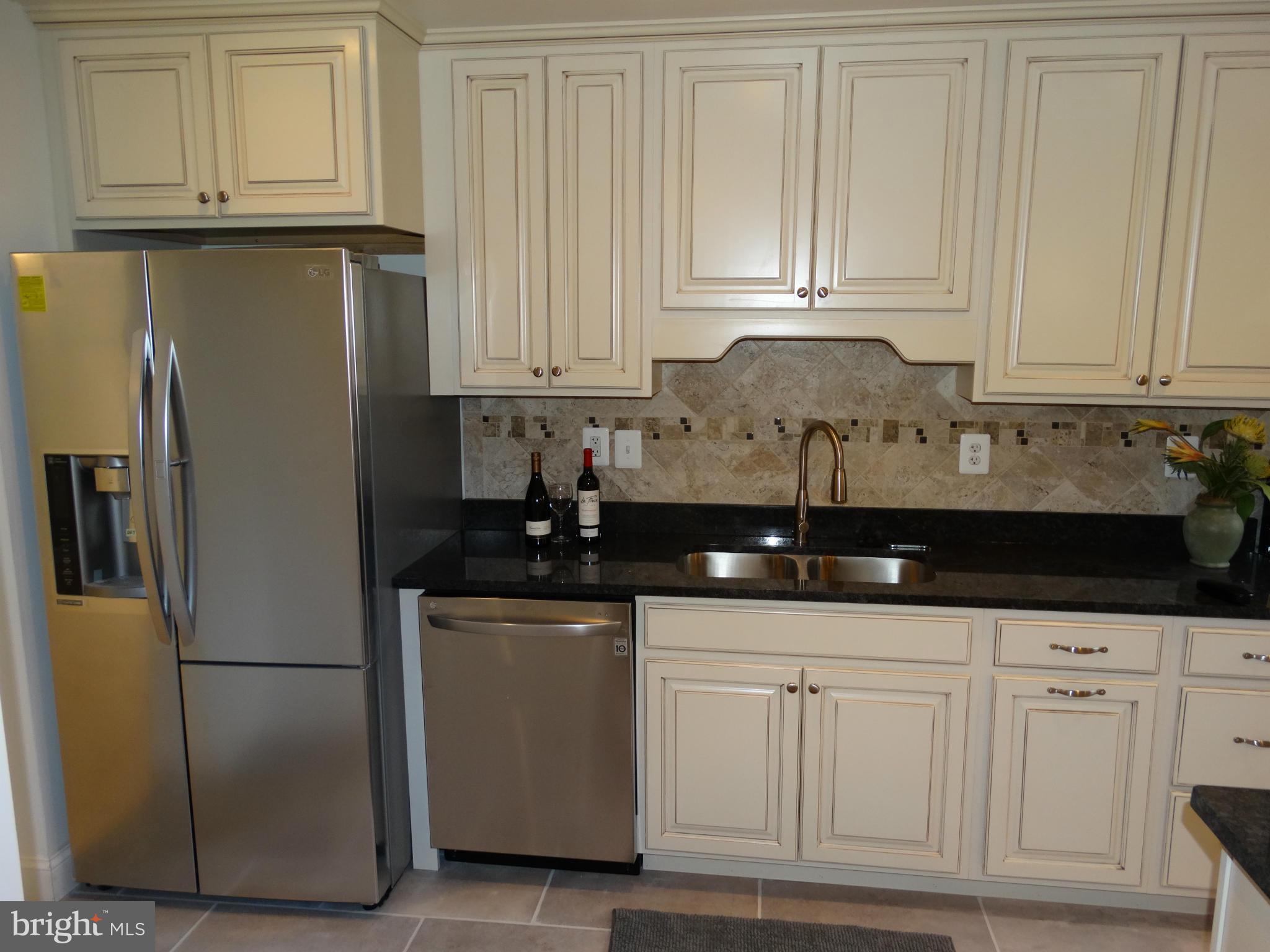 HARBOR POINT - Residential