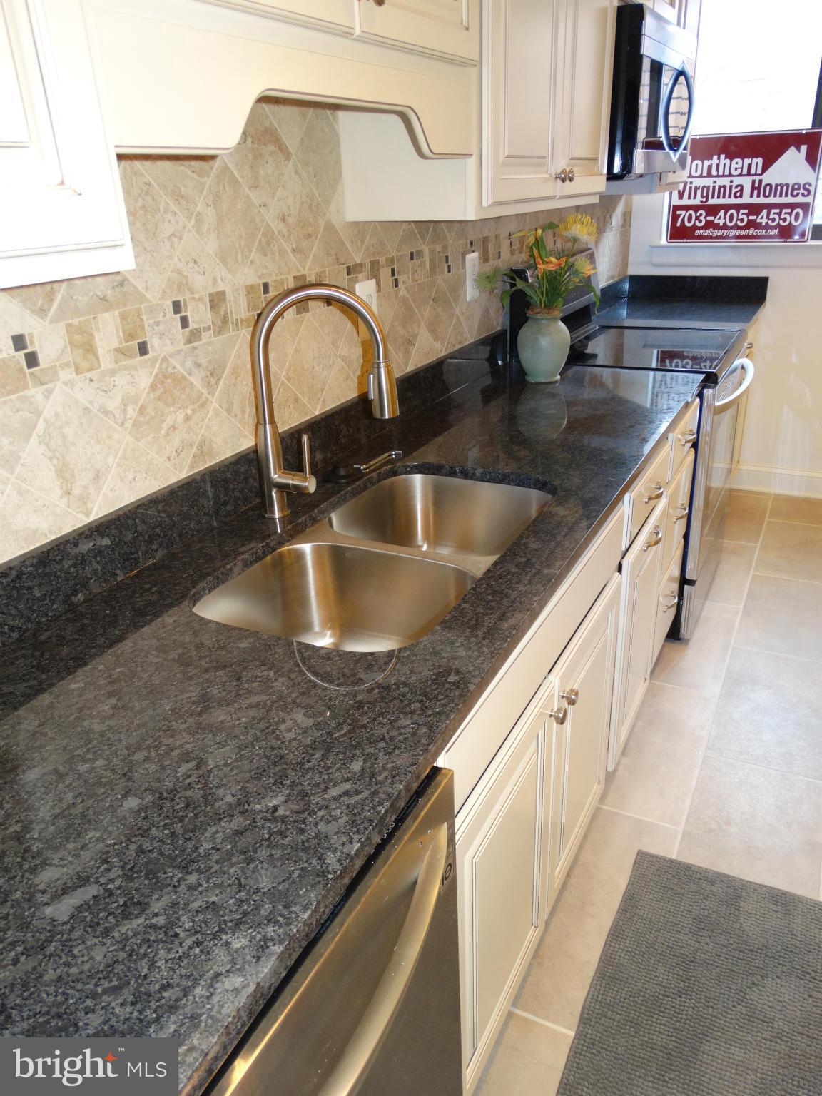 HARBOR POINT - Residential